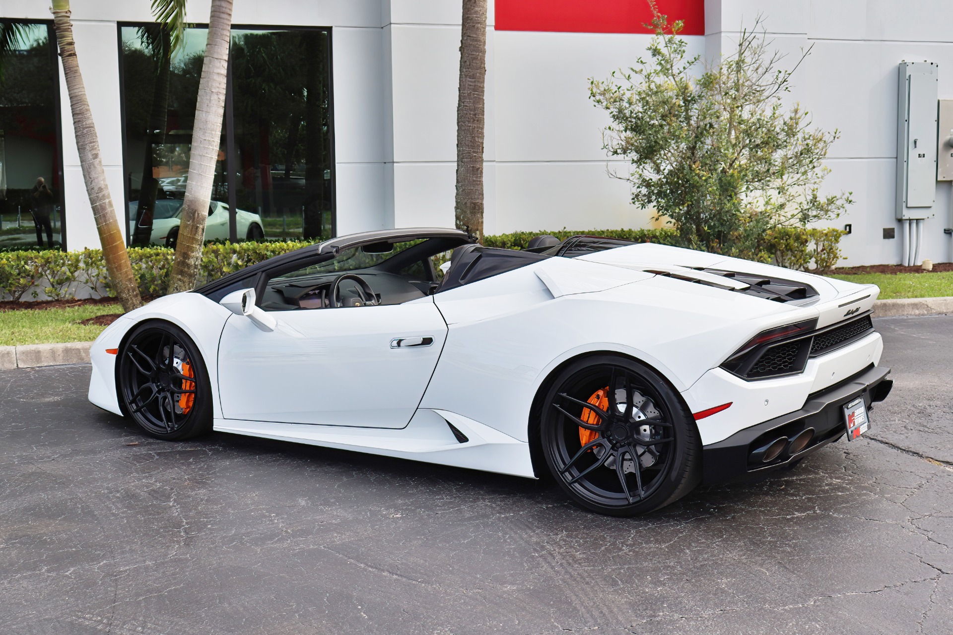 Used-2018-Lamborghini-Huracan-LP-580-2-Spyder