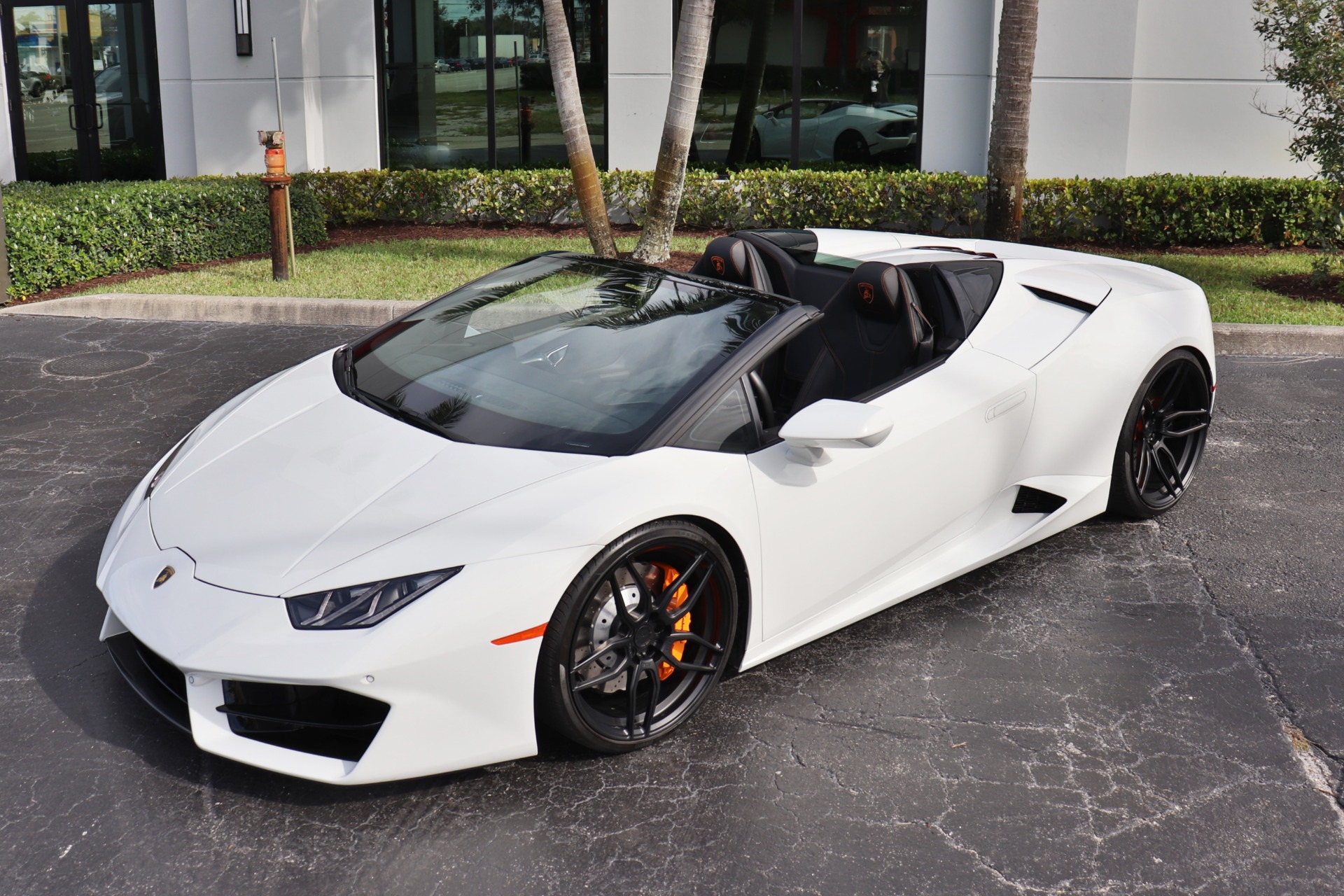 Used-2018-Lamborghini-Huracan-LP-580-2-Spyder