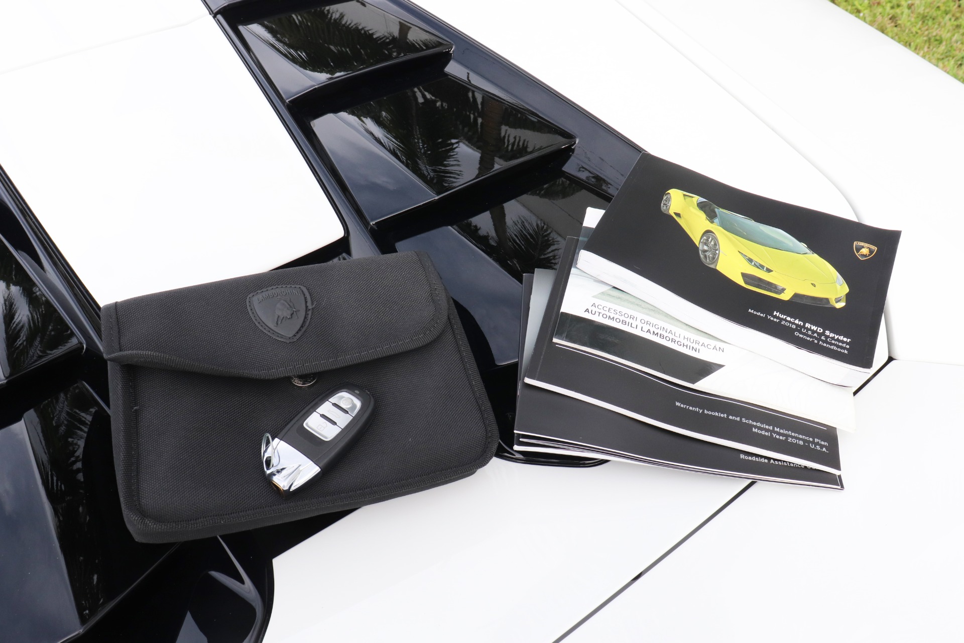 Used-2018-Lamborghini-Huracan-LP-580-2-Spyder