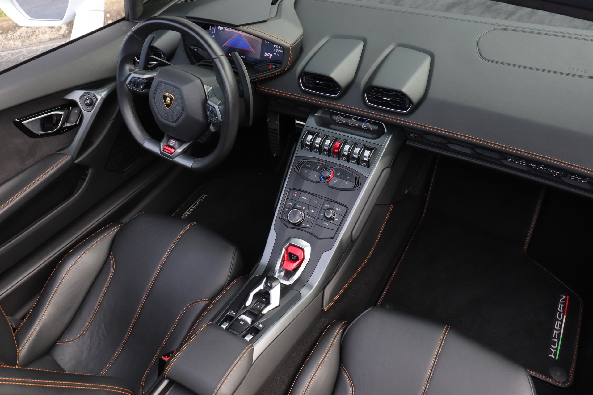 Used-2018-Lamborghini-Huracan-LP-580-2-Spyder