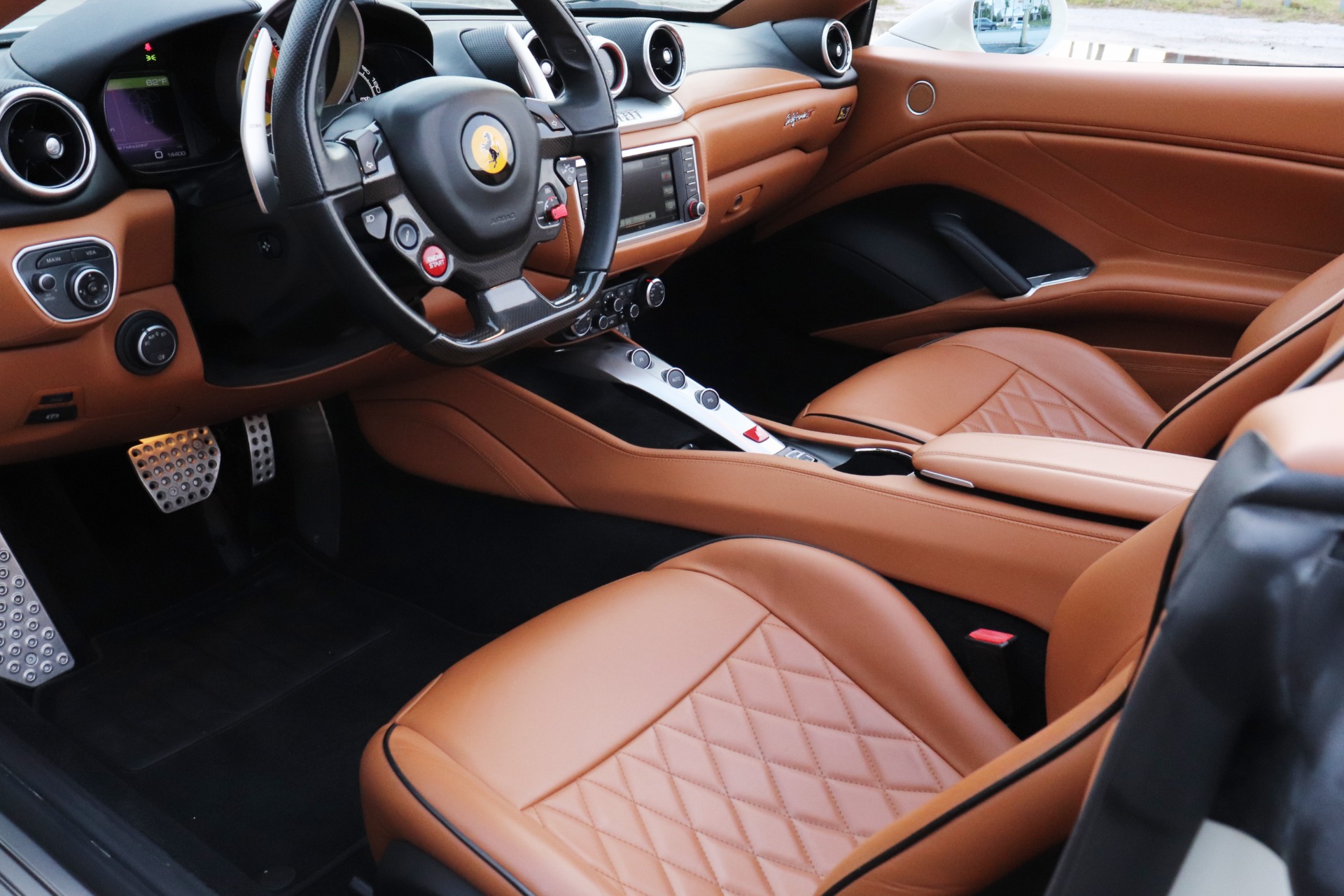 Used-2015-Ferrari-California-T