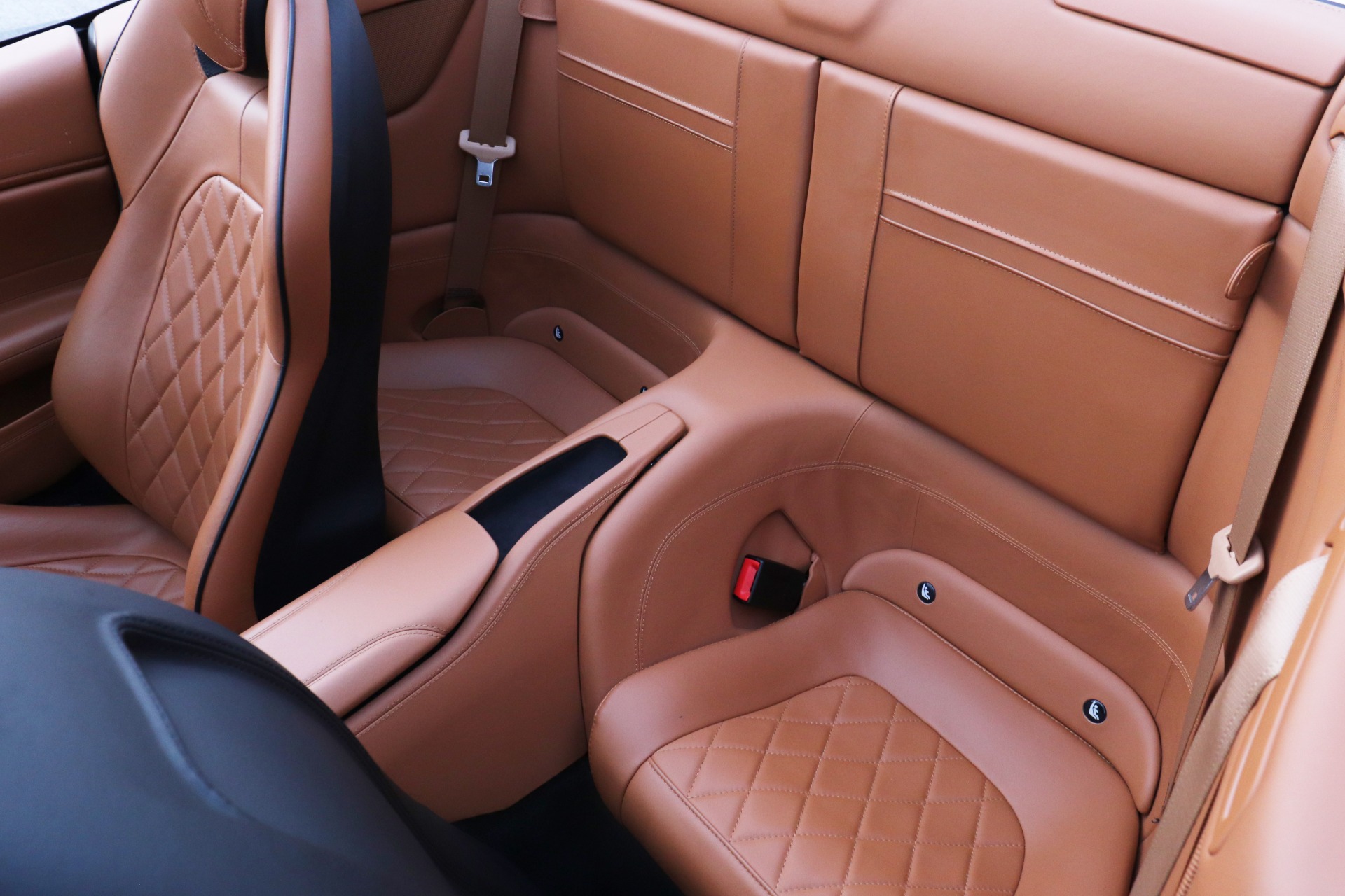 Used-2015-Ferrari-California-T