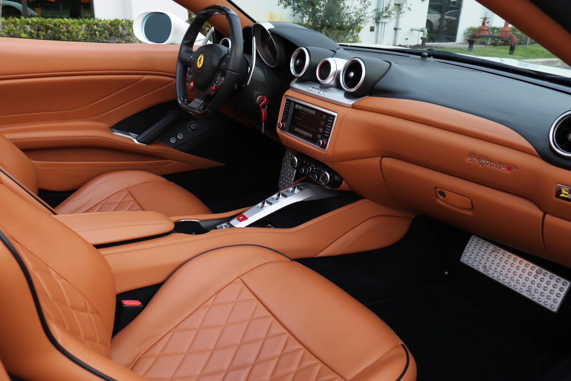 Used-2015-Ferrari-California-T