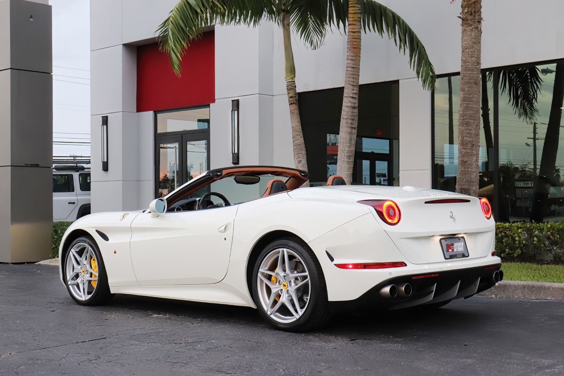 Used-2015-Ferrari-California-T