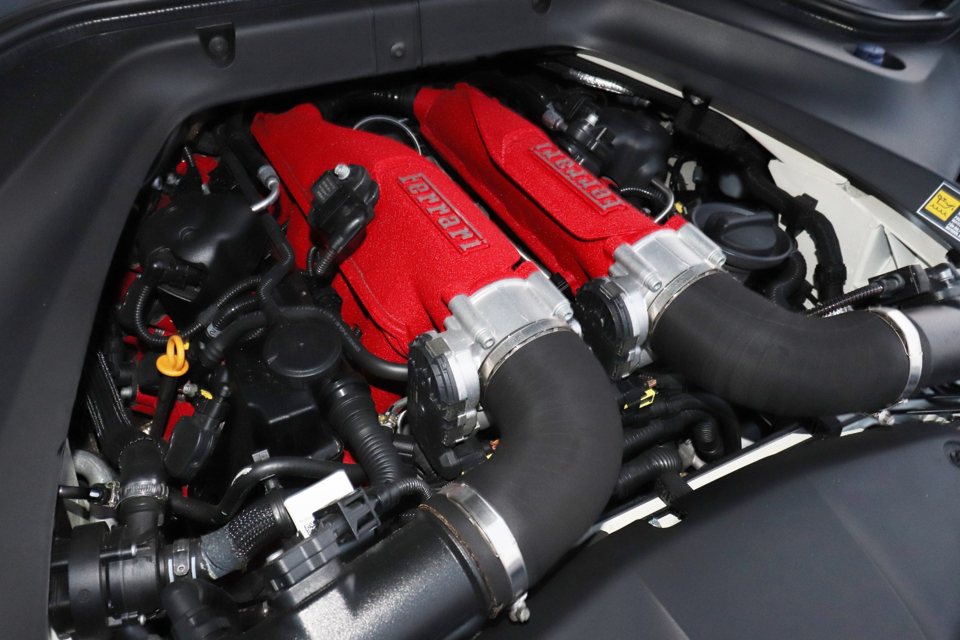Used-2015-Ferrari-California-T