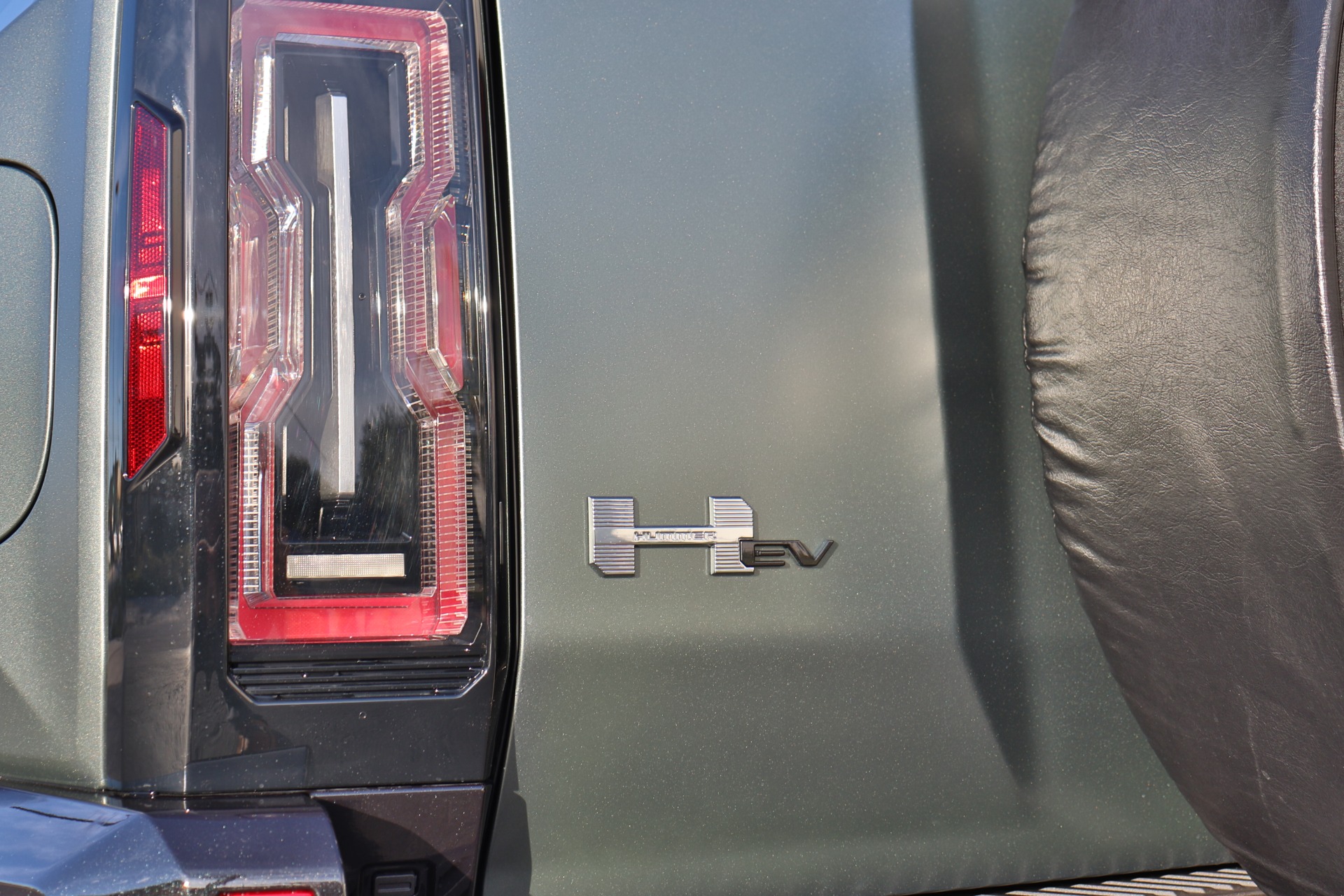 Used-2024-GMC-HUMMER-EV-3X