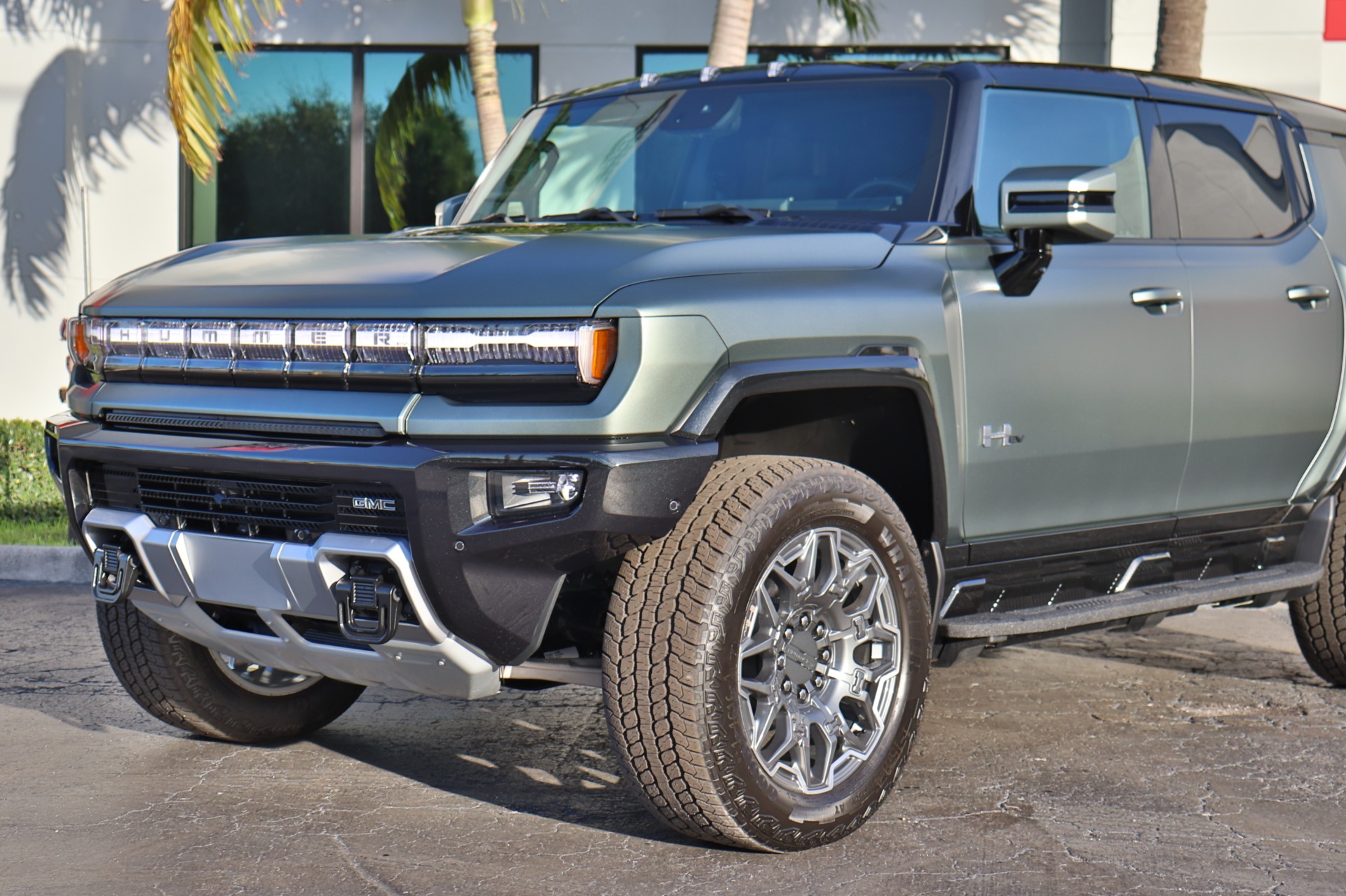 Used-2024-GMC-HUMMER-EV-3X