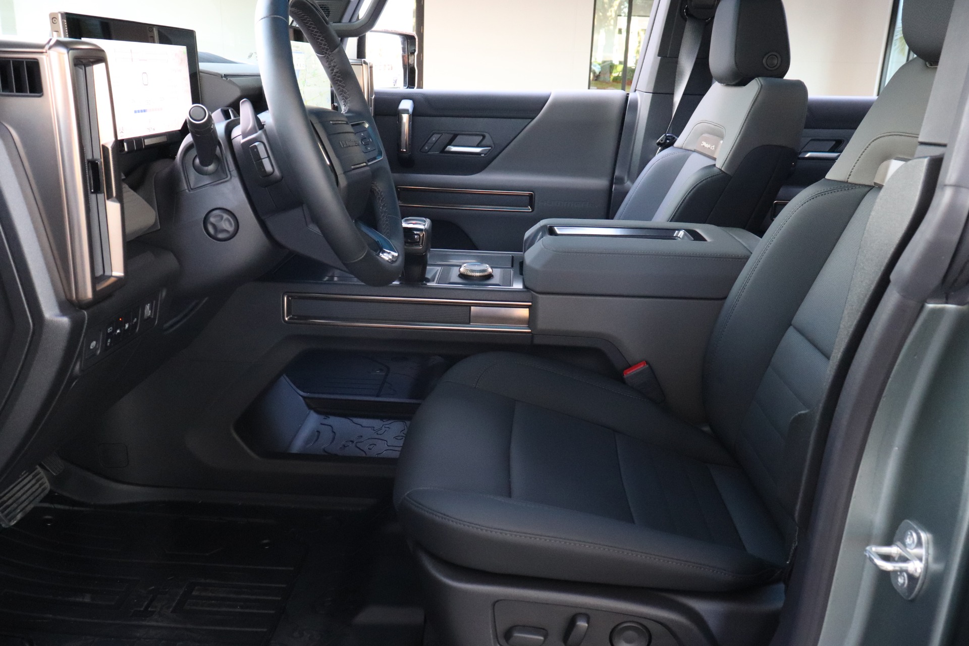 Used-2024-GMC-HUMMER-EV-3X