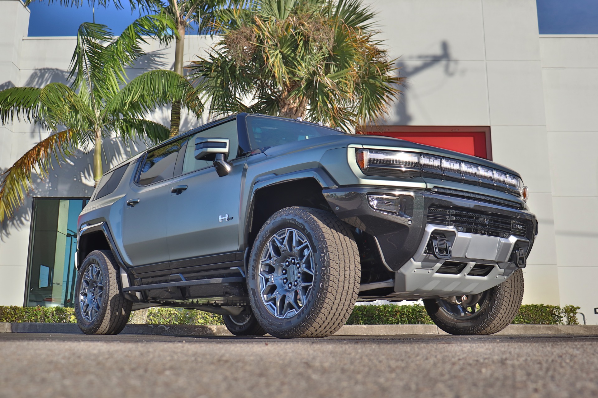 Used-2024-GMC-HUMMER-EV-3X