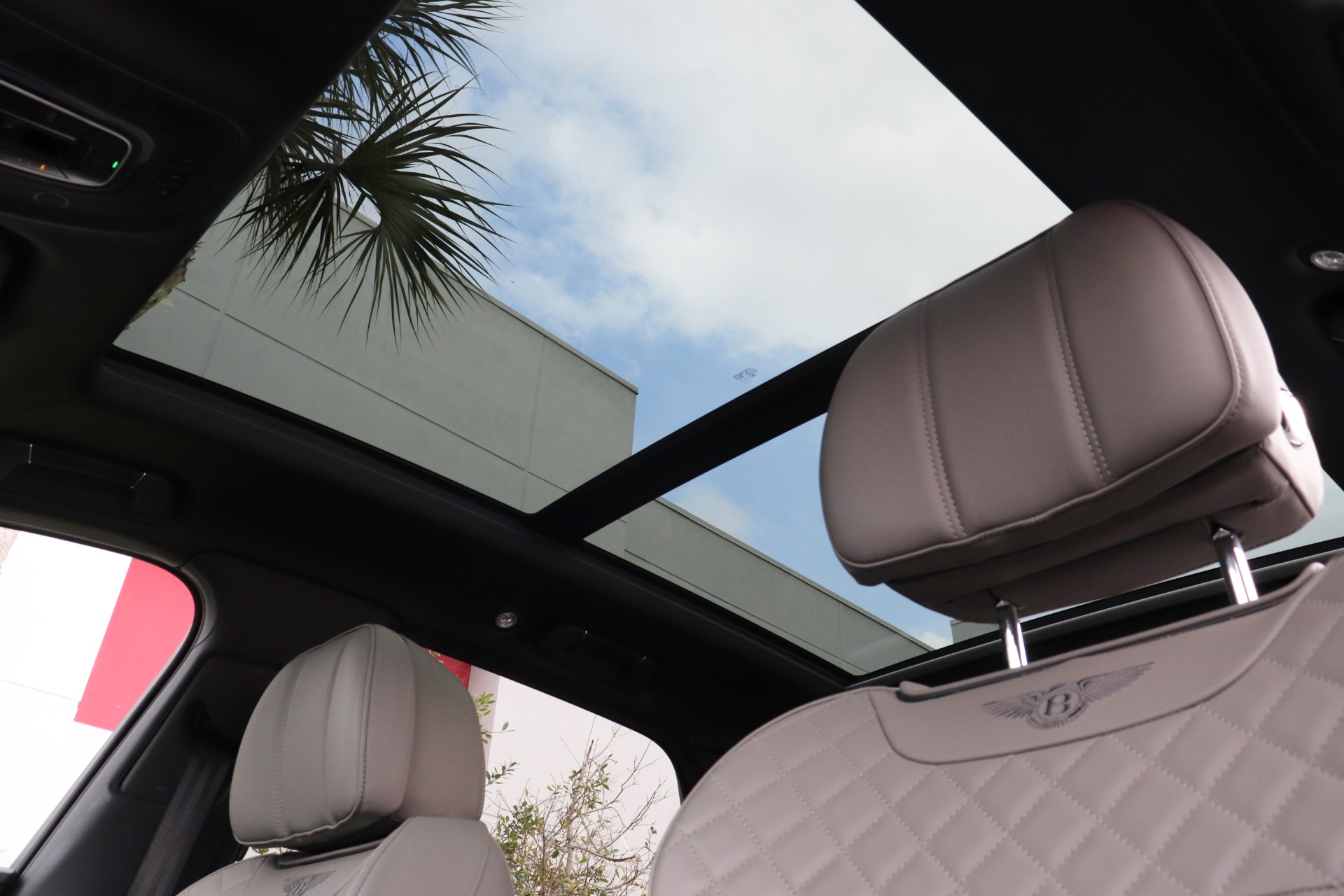 Used-2019-Bentley-Bentayga-V8