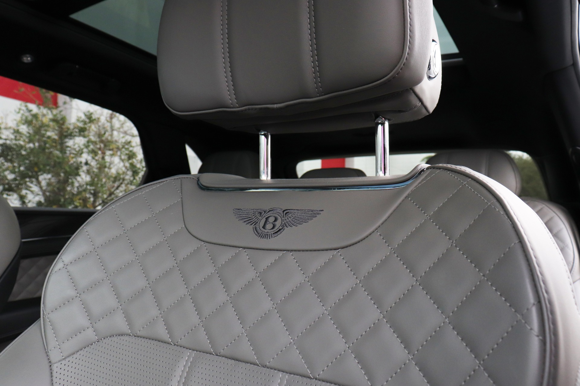 Used-2019-Bentley-Bentayga-V8
