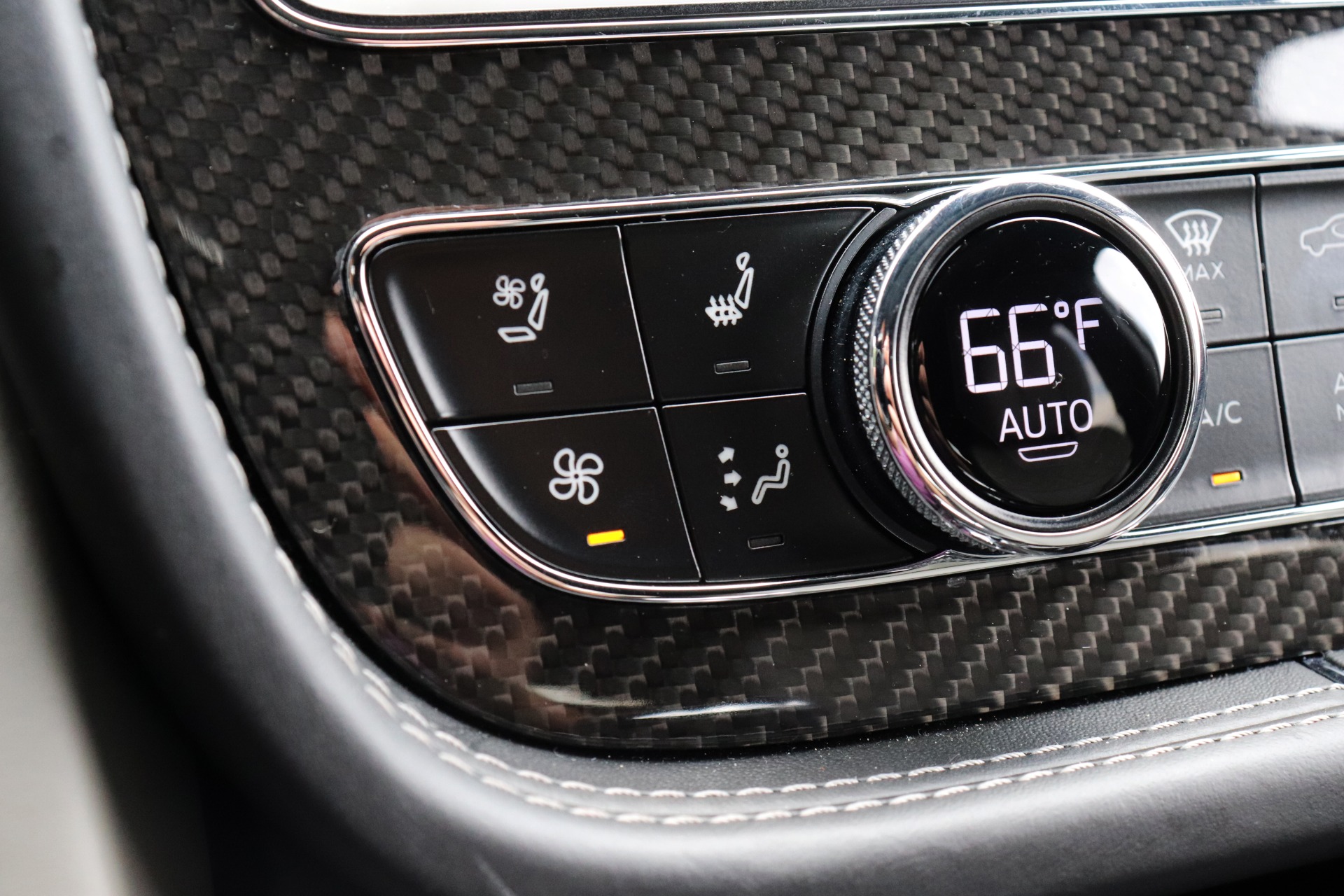 Used-2019-Bentley-Bentayga-V8
