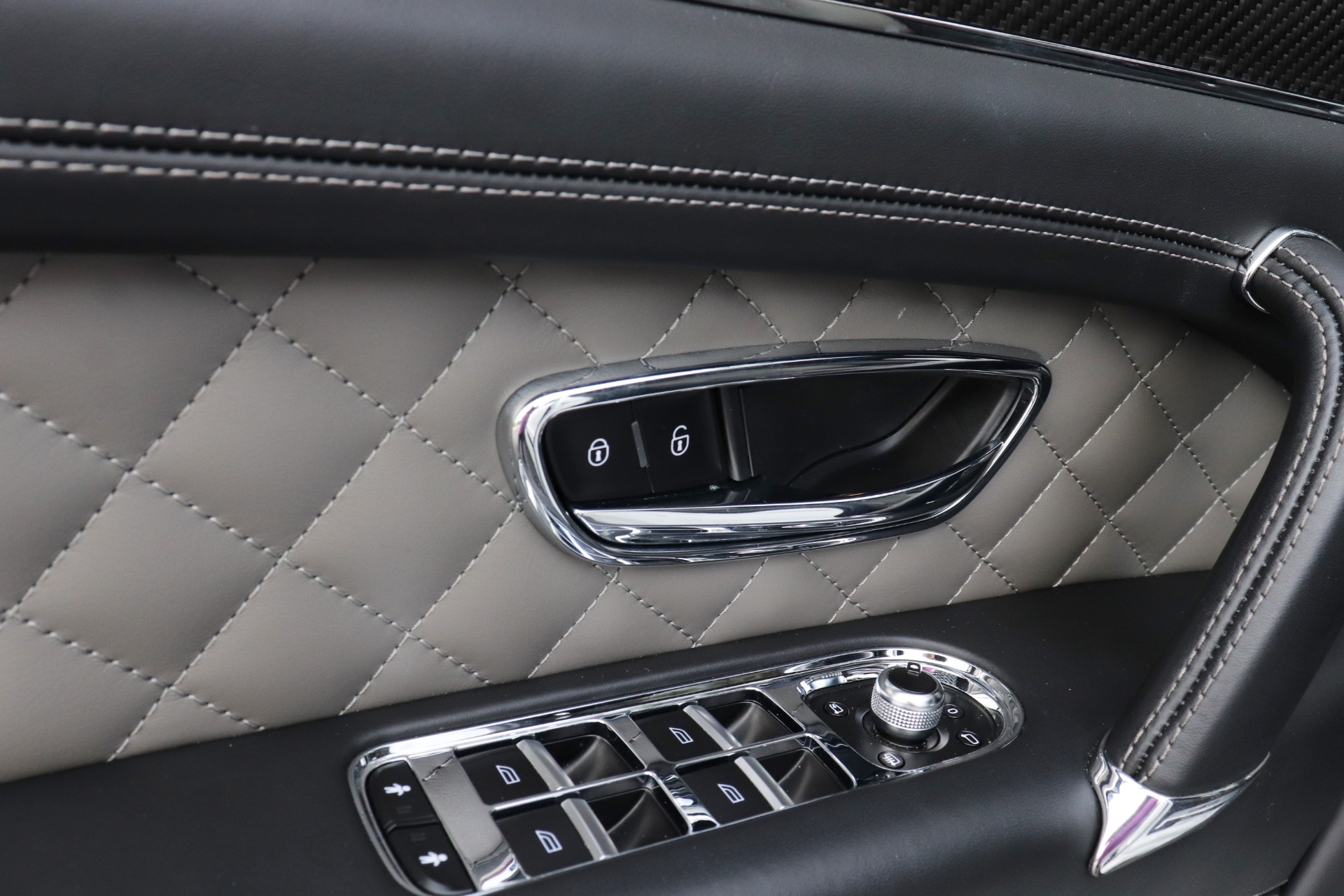 Used-2019-Bentley-Bentayga-V8