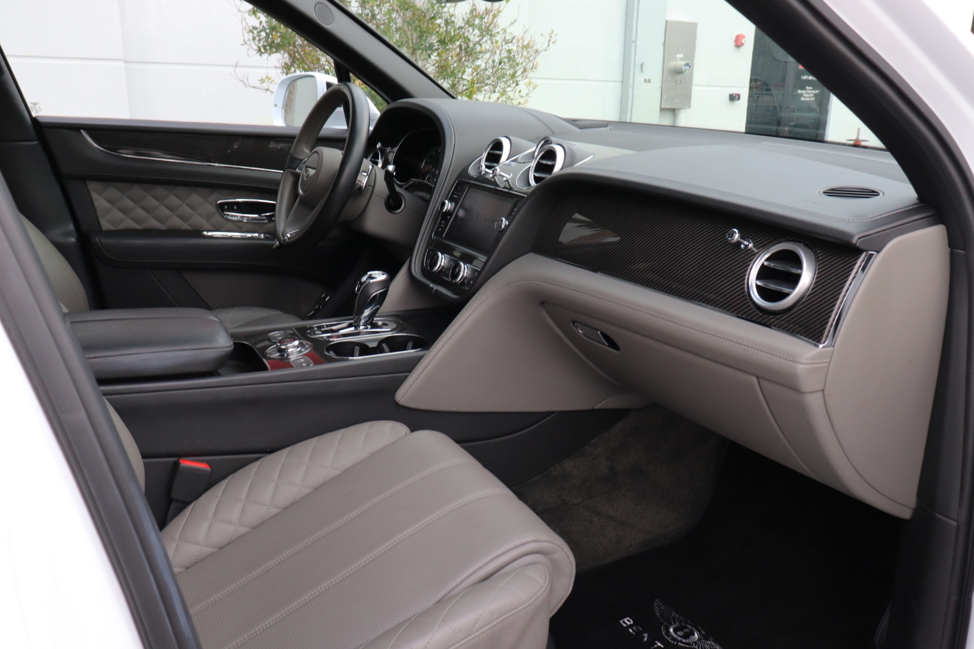 Used-2019-Bentley-Bentayga-V8