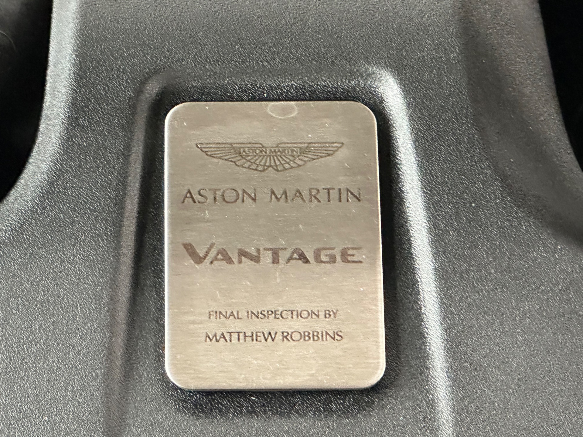 Used-2021-Aston-Martin-Vantage-Roadster