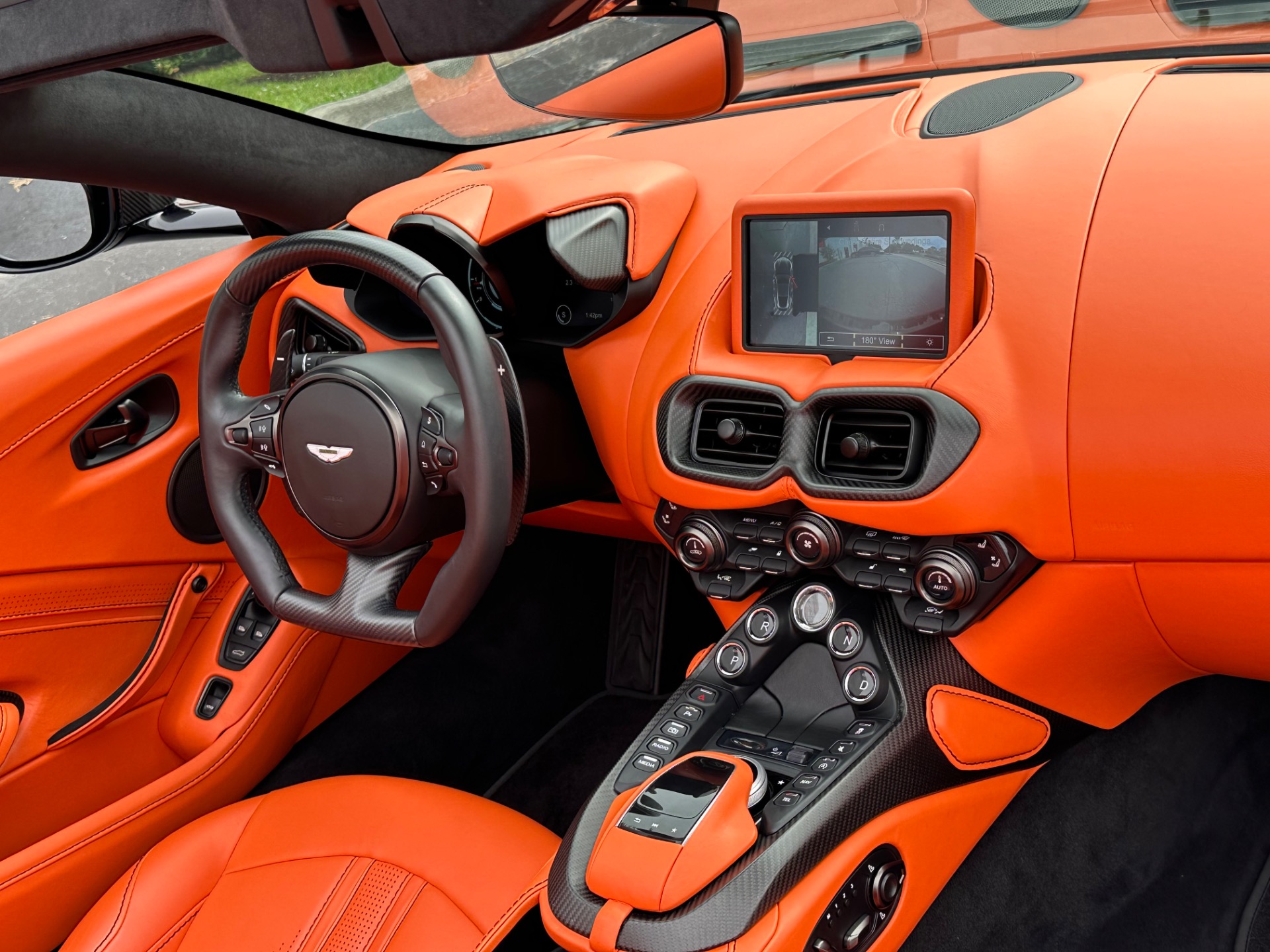 Used-2021-Aston-Martin-Vantage-Roadster