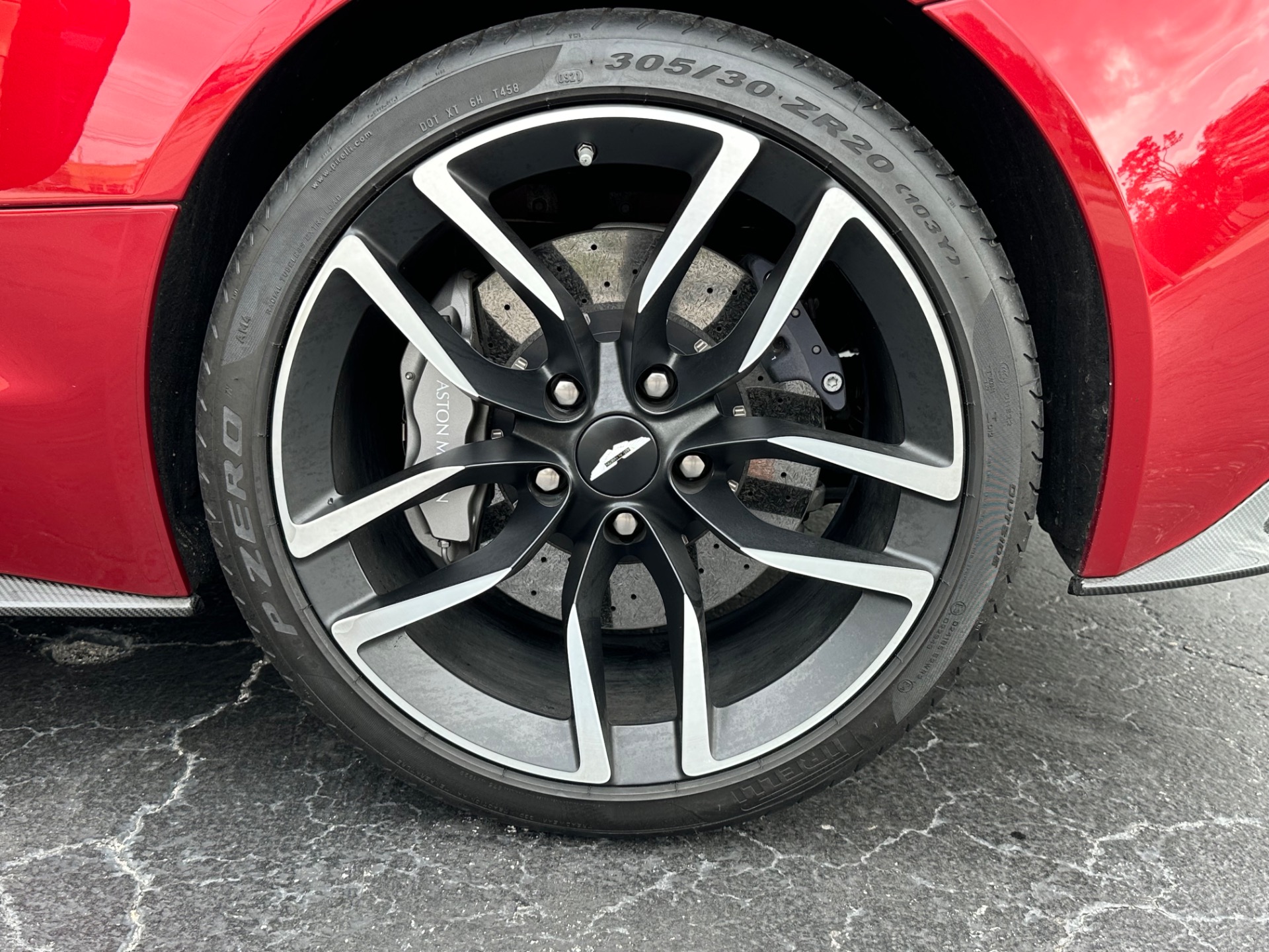 Used-2015-Aston-Martin-Vanquish-Volante