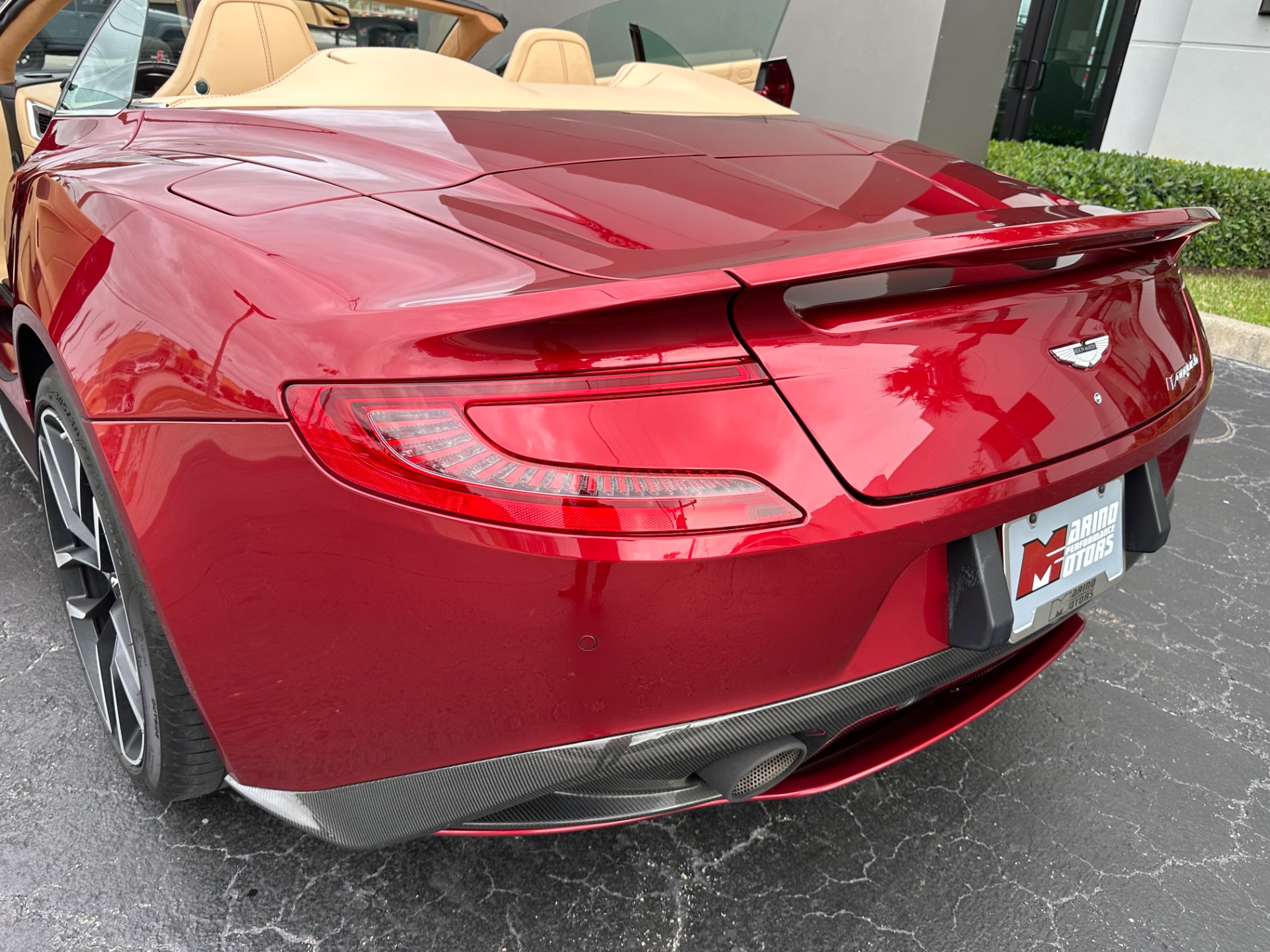 Used-2015-Aston-Martin-Vanquish-Volante