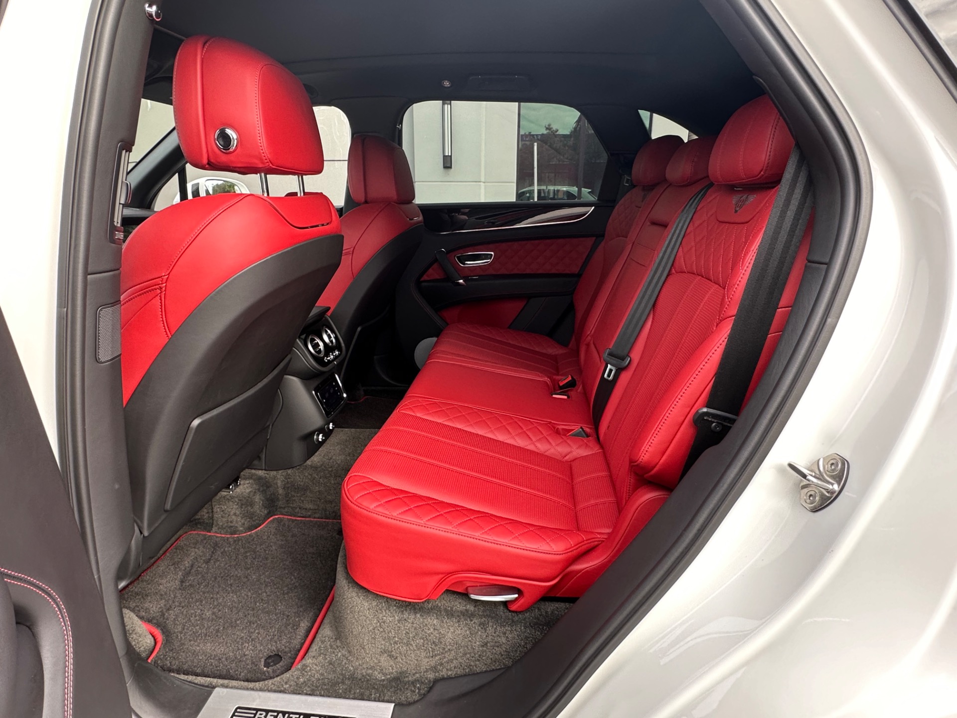 Used-2018-Bentley-Bentayga-W12-Signature-Edition