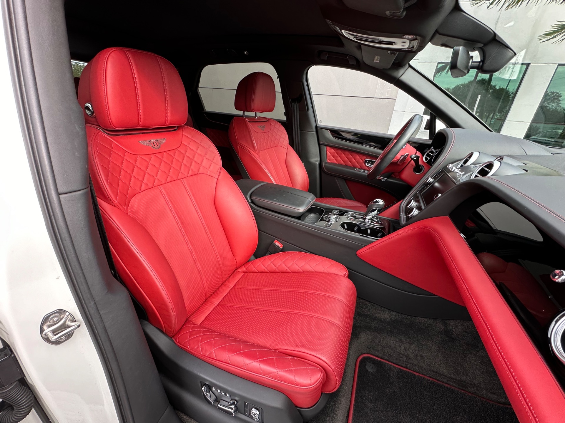 Used-2018-Bentley-Bentayga-W12-Signature-Edition