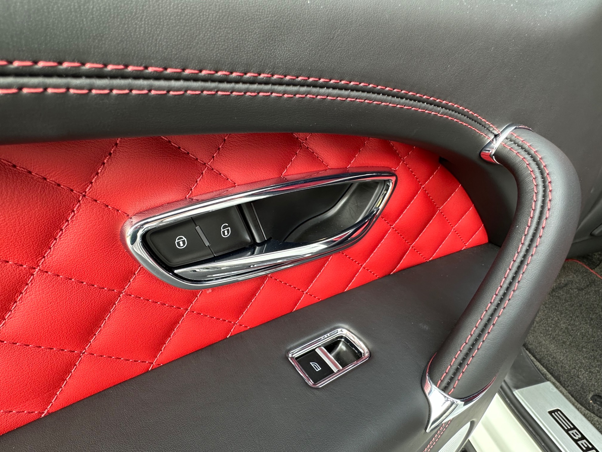 Used-2018-Bentley-Bentayga-W12-Signature-Edition