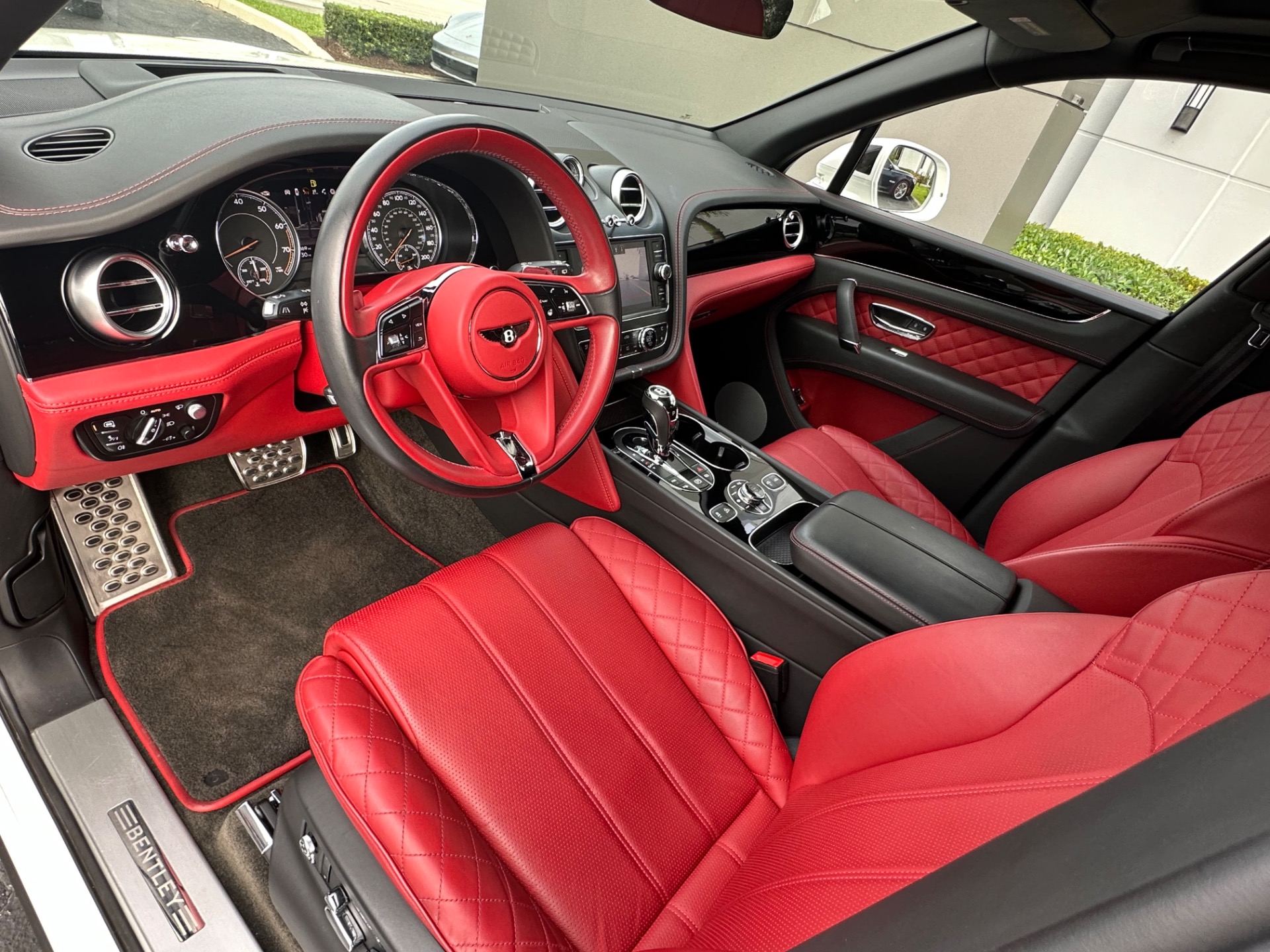 Used-2018-Bentley-Bentayga-W12-Signature-Edition
