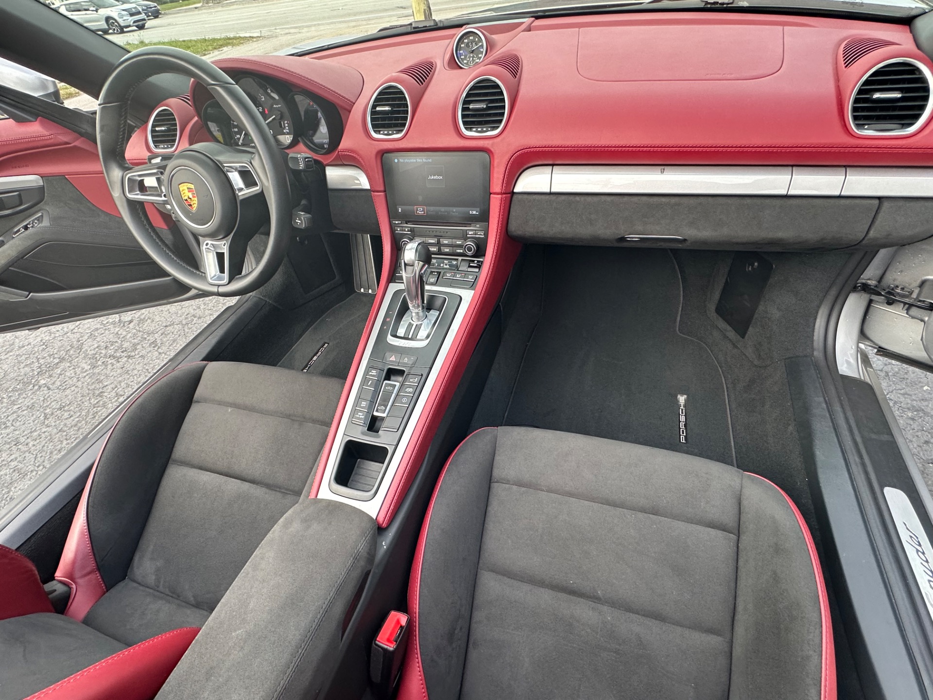 Used-2022-Porsche-718-Boxster-Spyder