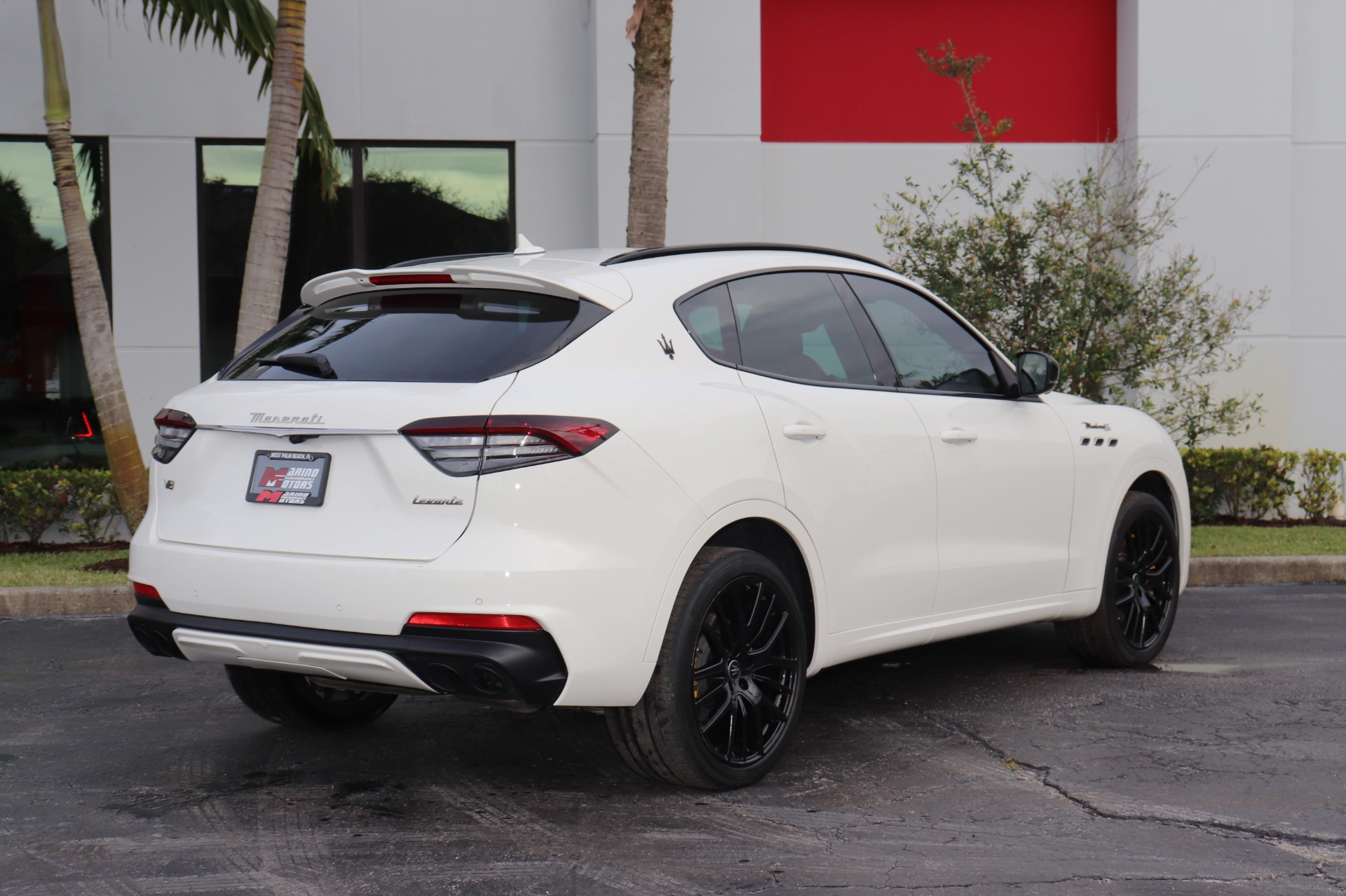 Used-2022-Maserati-Levante-Modena-S