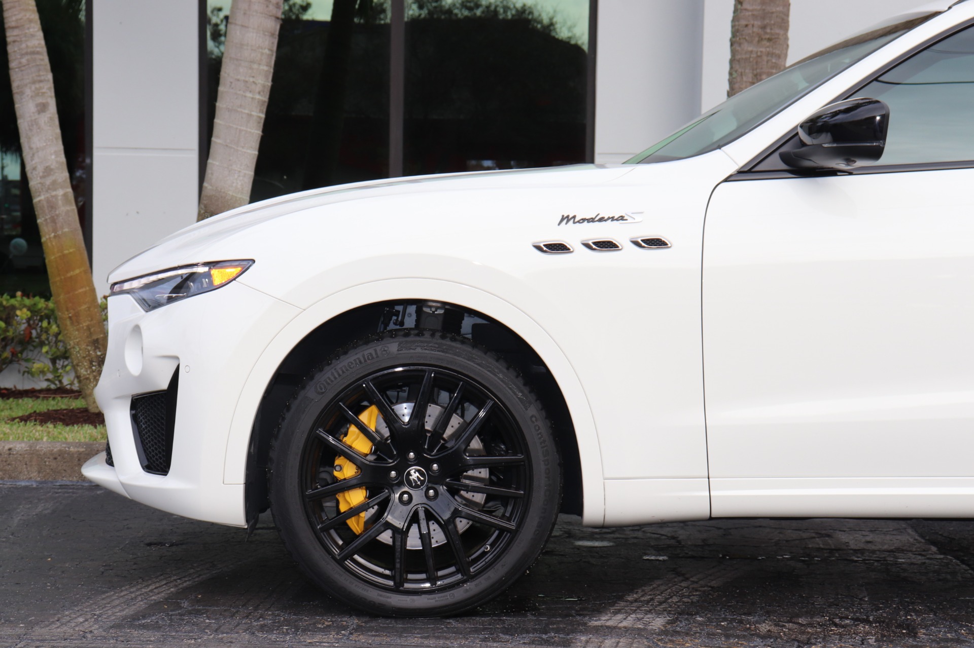 Used-2022-Maserati-Levante-Modena-S