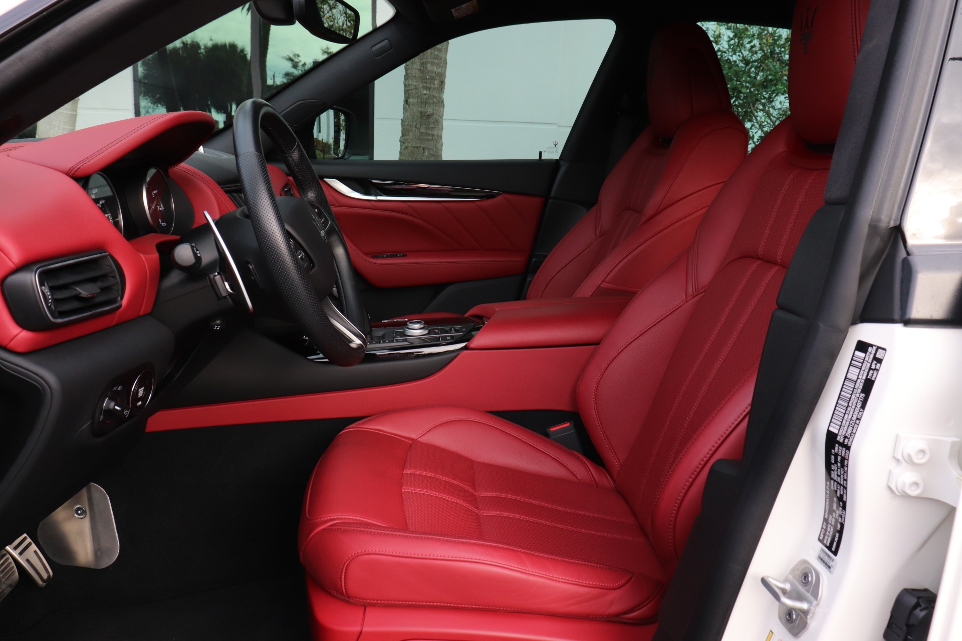 Used-2022-Maserati-Levante-Modena-S