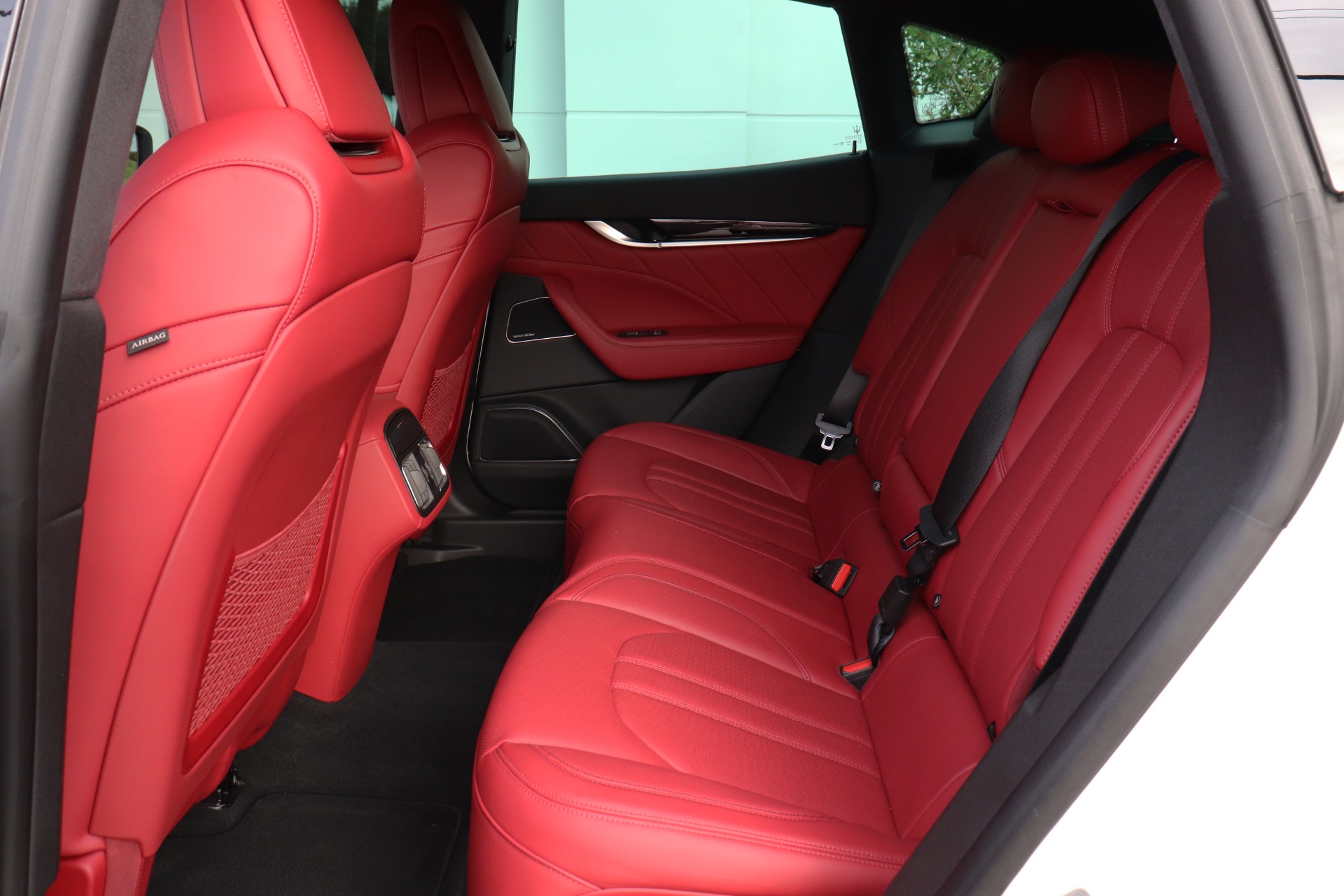 Used-2022-Maserati-Levante-Modena-S