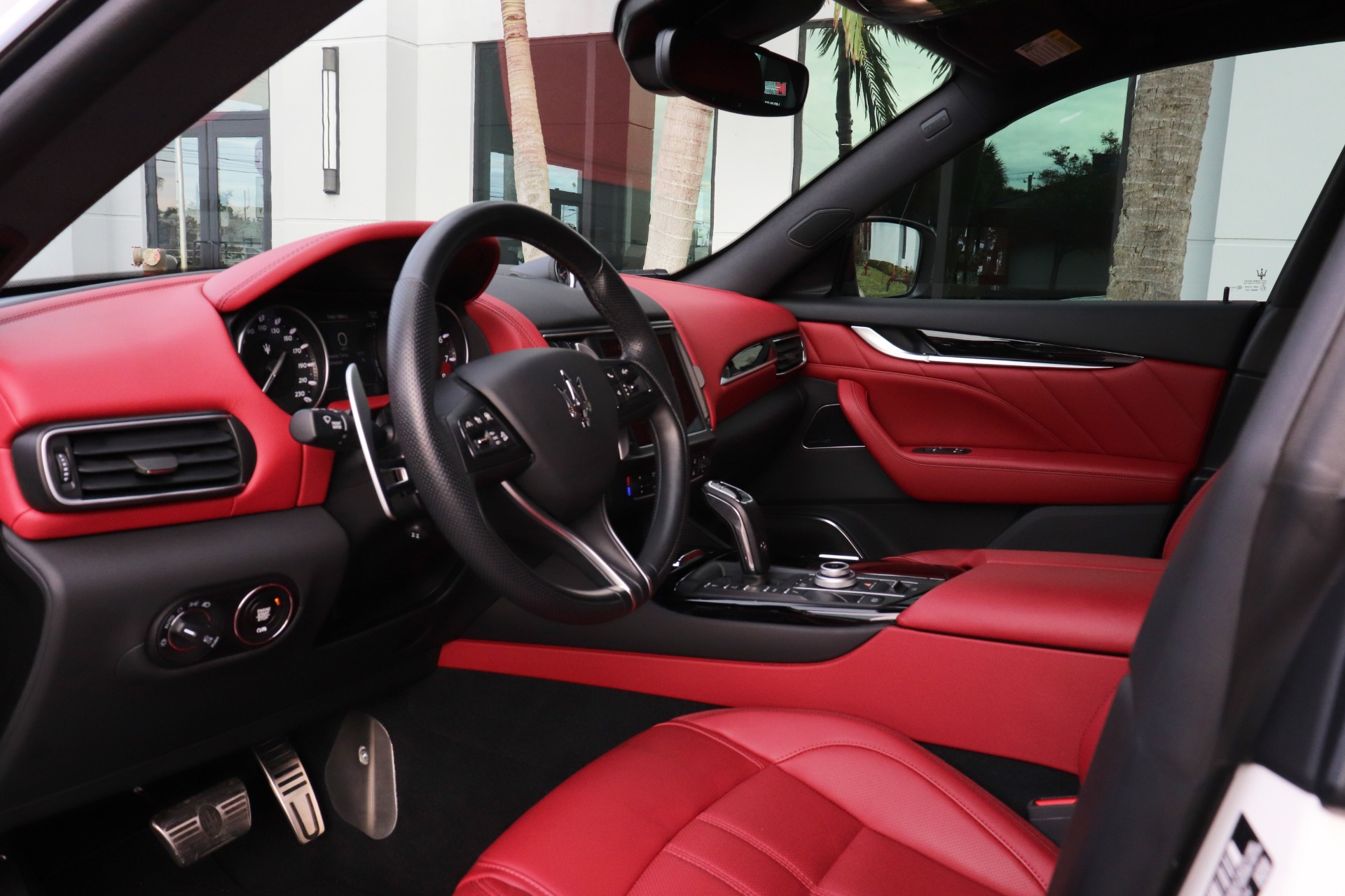 Used-2022-Maserati-Levante-Modena-S