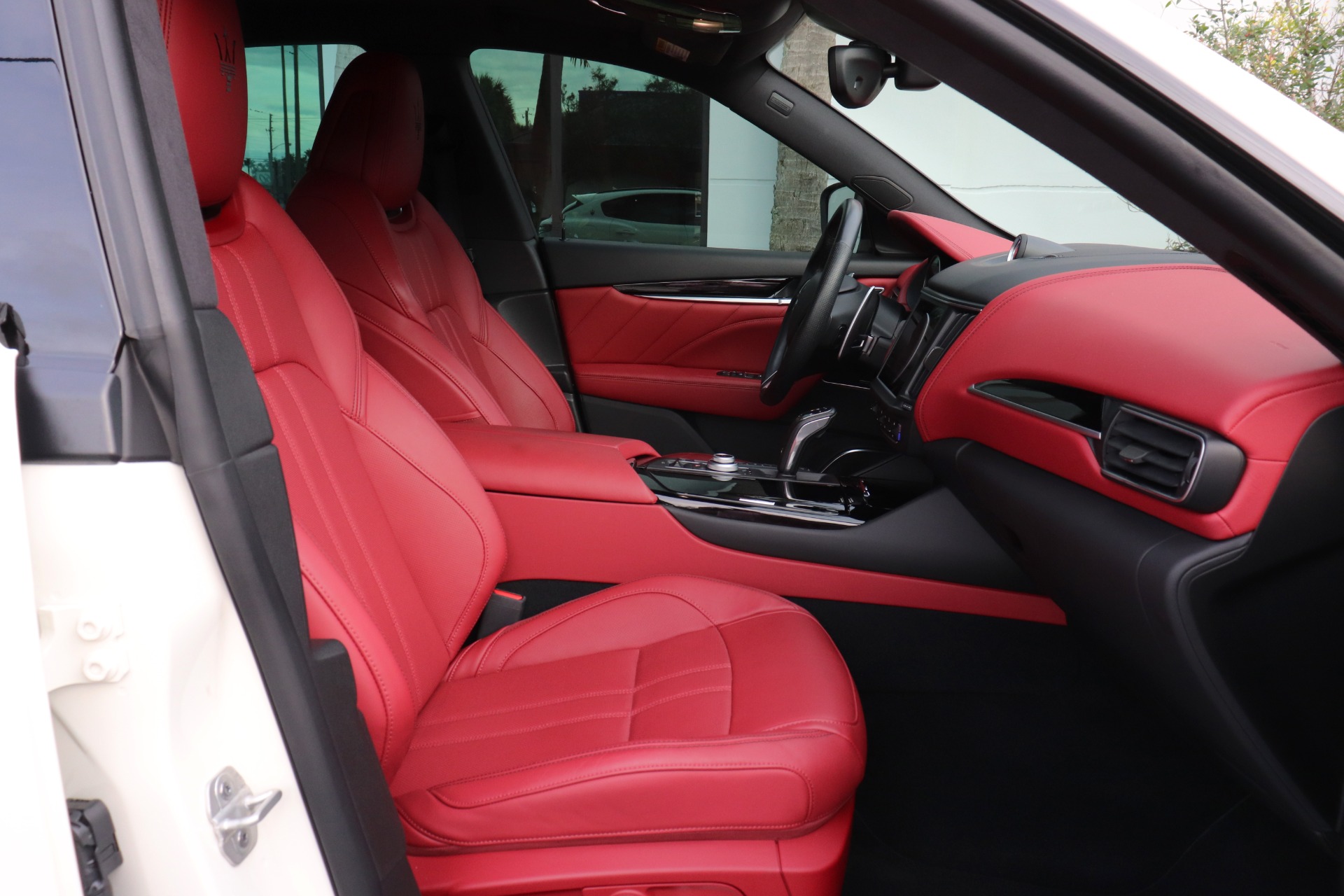 Used-2022-Maserati-Levante-Modena-S
