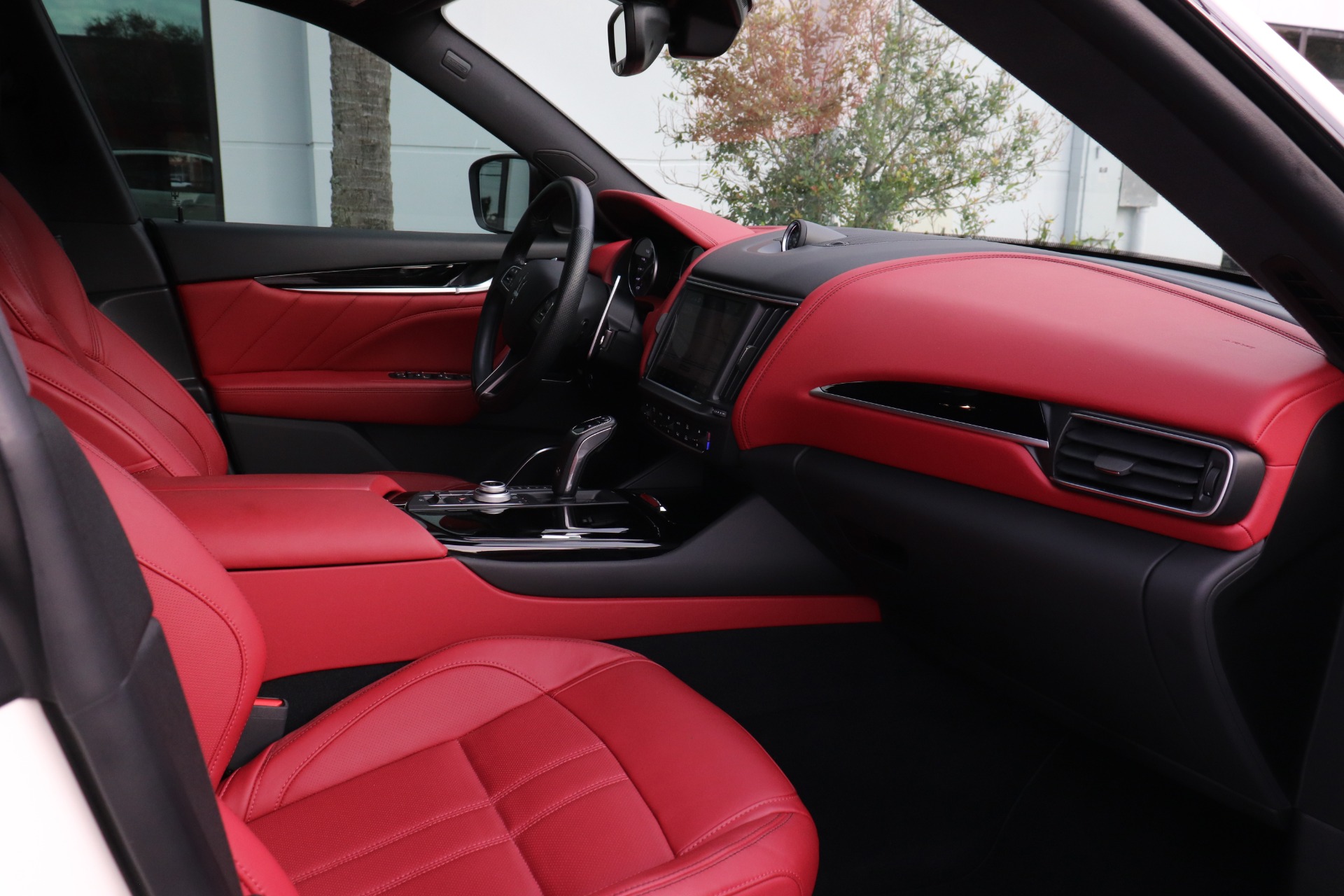 Used-2022-Maserati-Levante-Modena-S