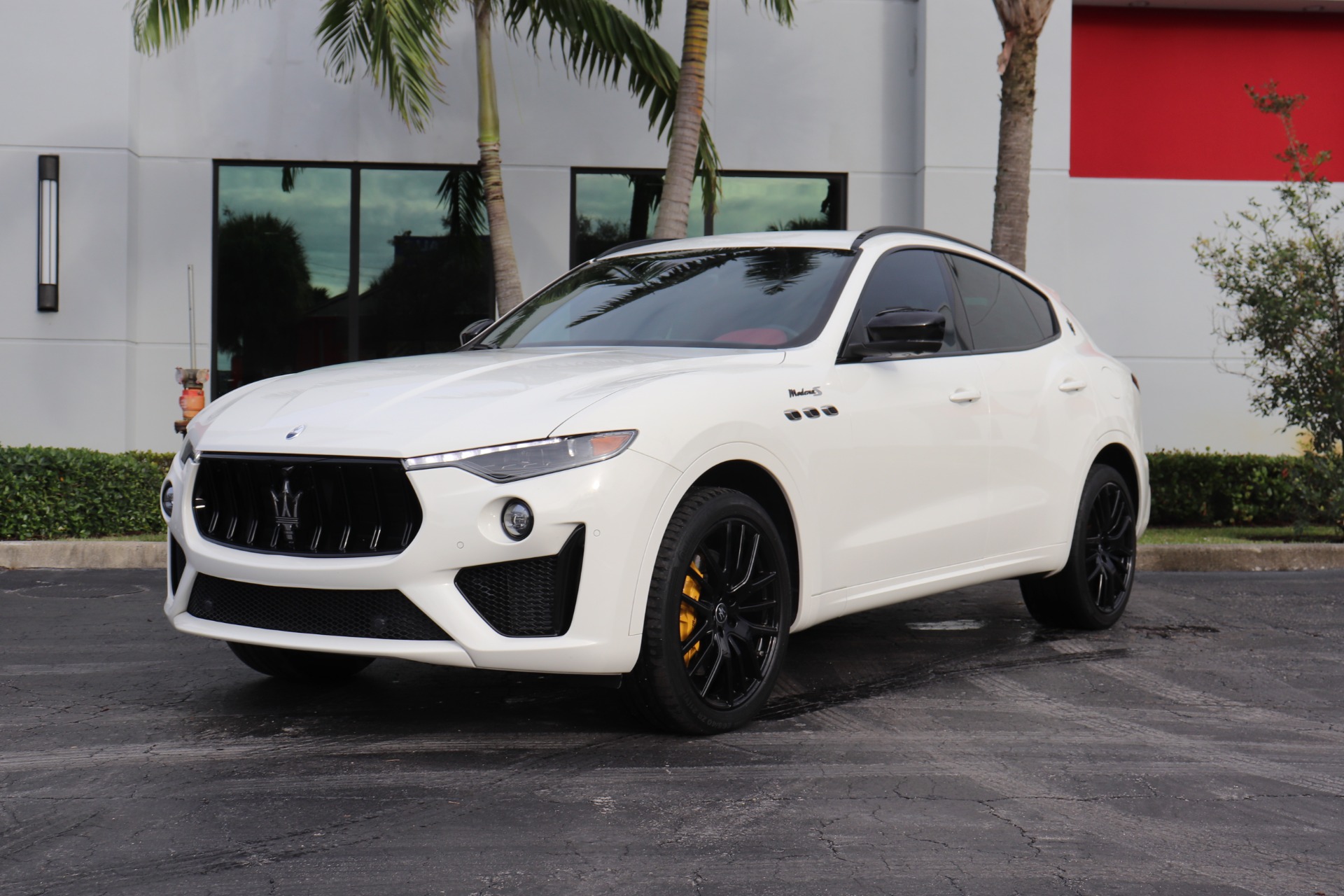 Used-2022-Maserati-Levante-Modena-S