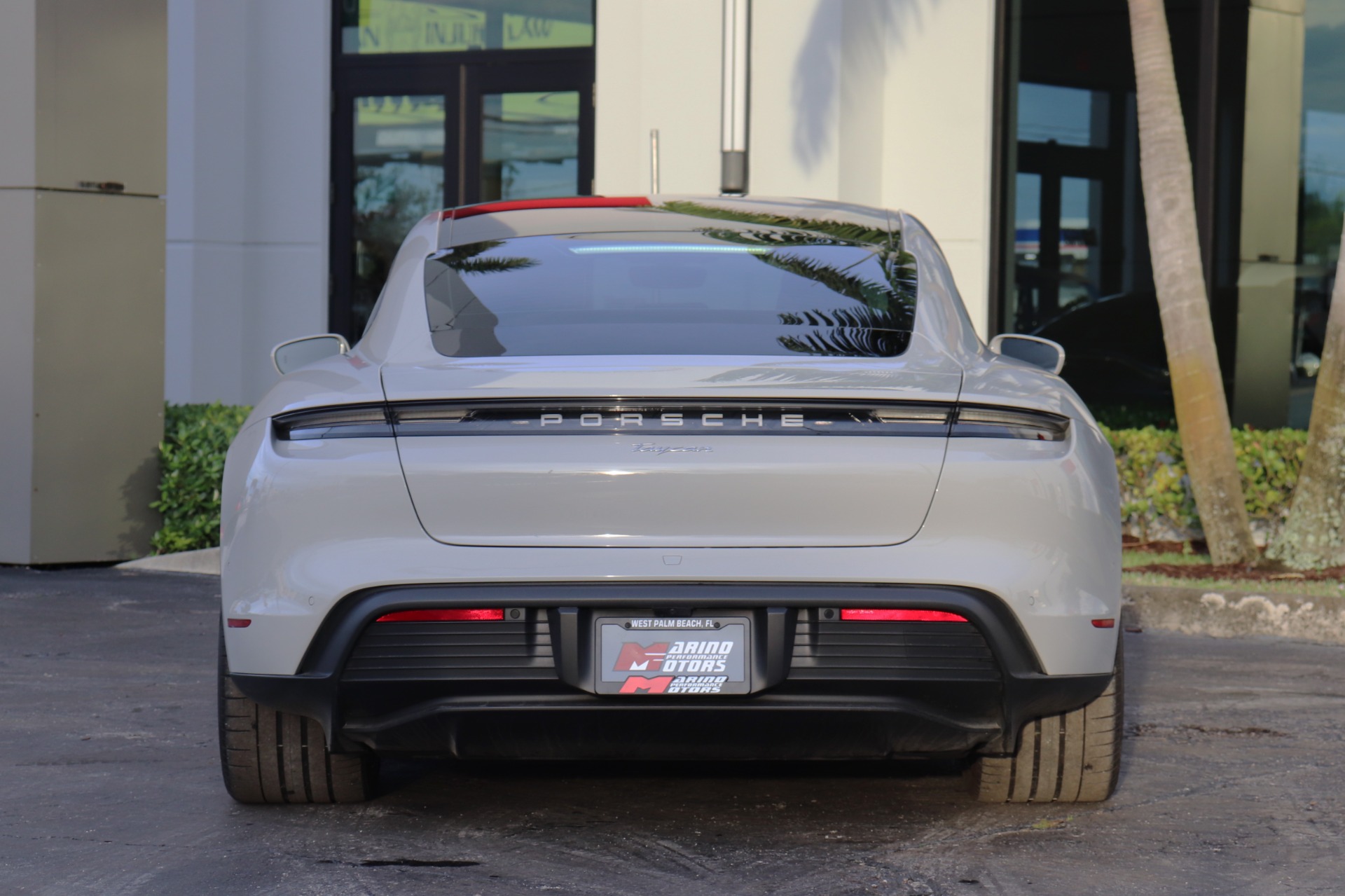 Used-2023-Porsche-Taycan