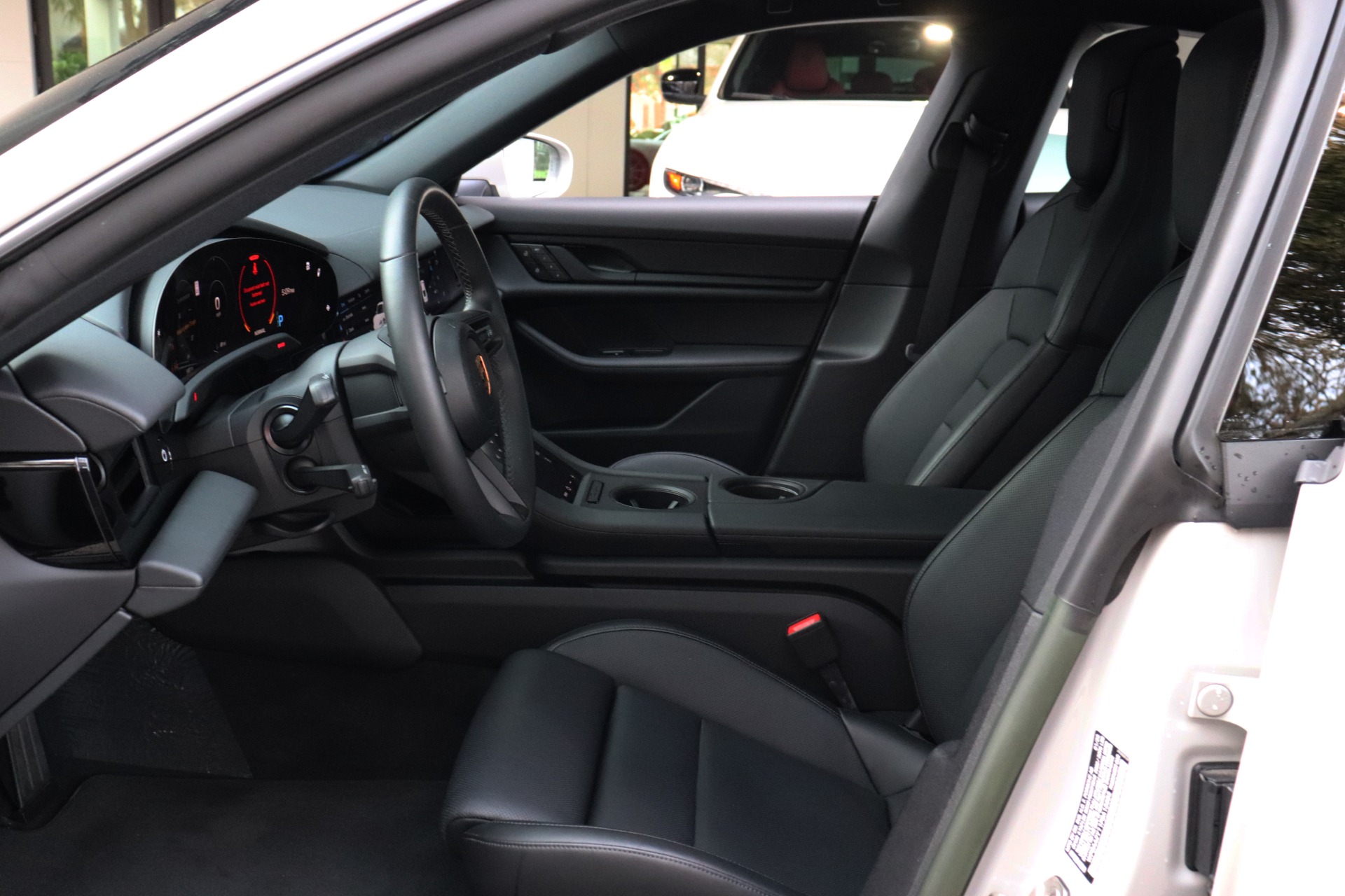 Used-2023-Porsche-Taycan
