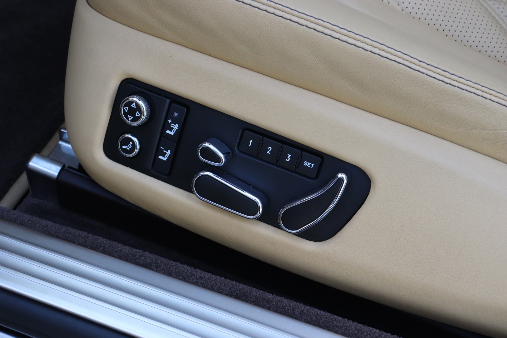 Used-2014-Bentley-Continental-GT