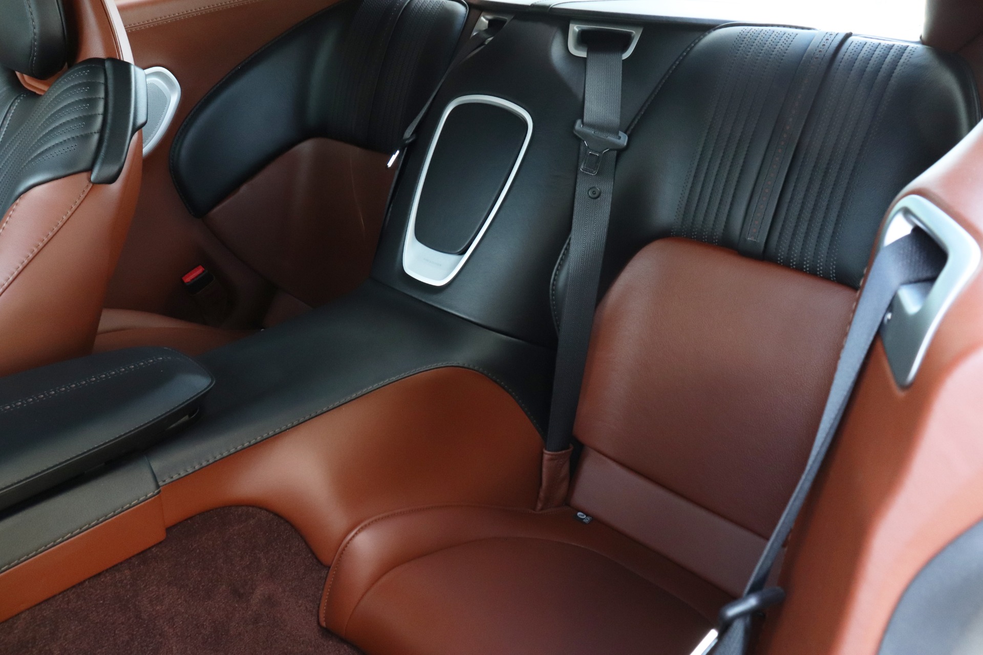 Used-2019-Aston-Martin-DB11-V8