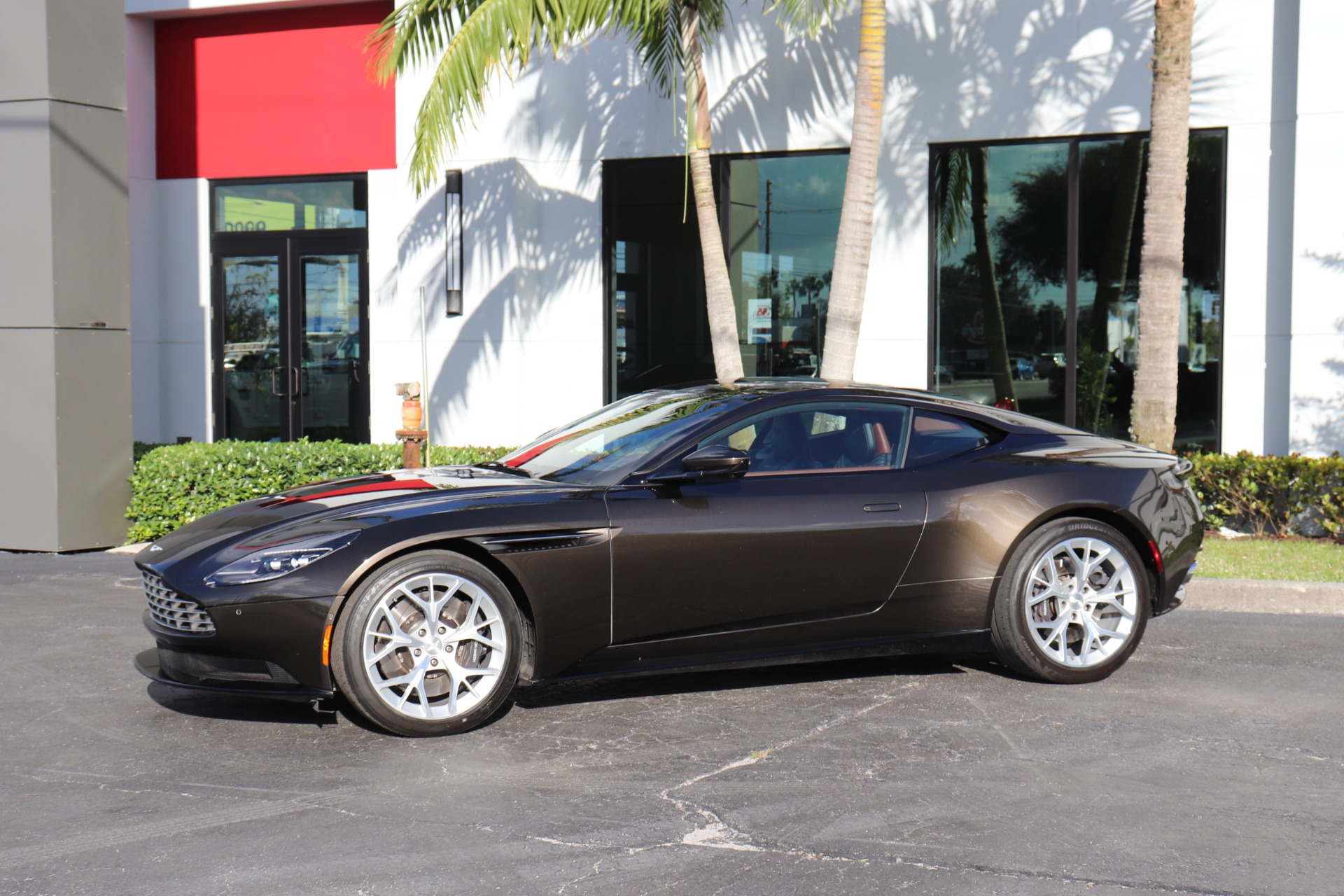 Used-2019-Aston-Martin-DB11-V8
