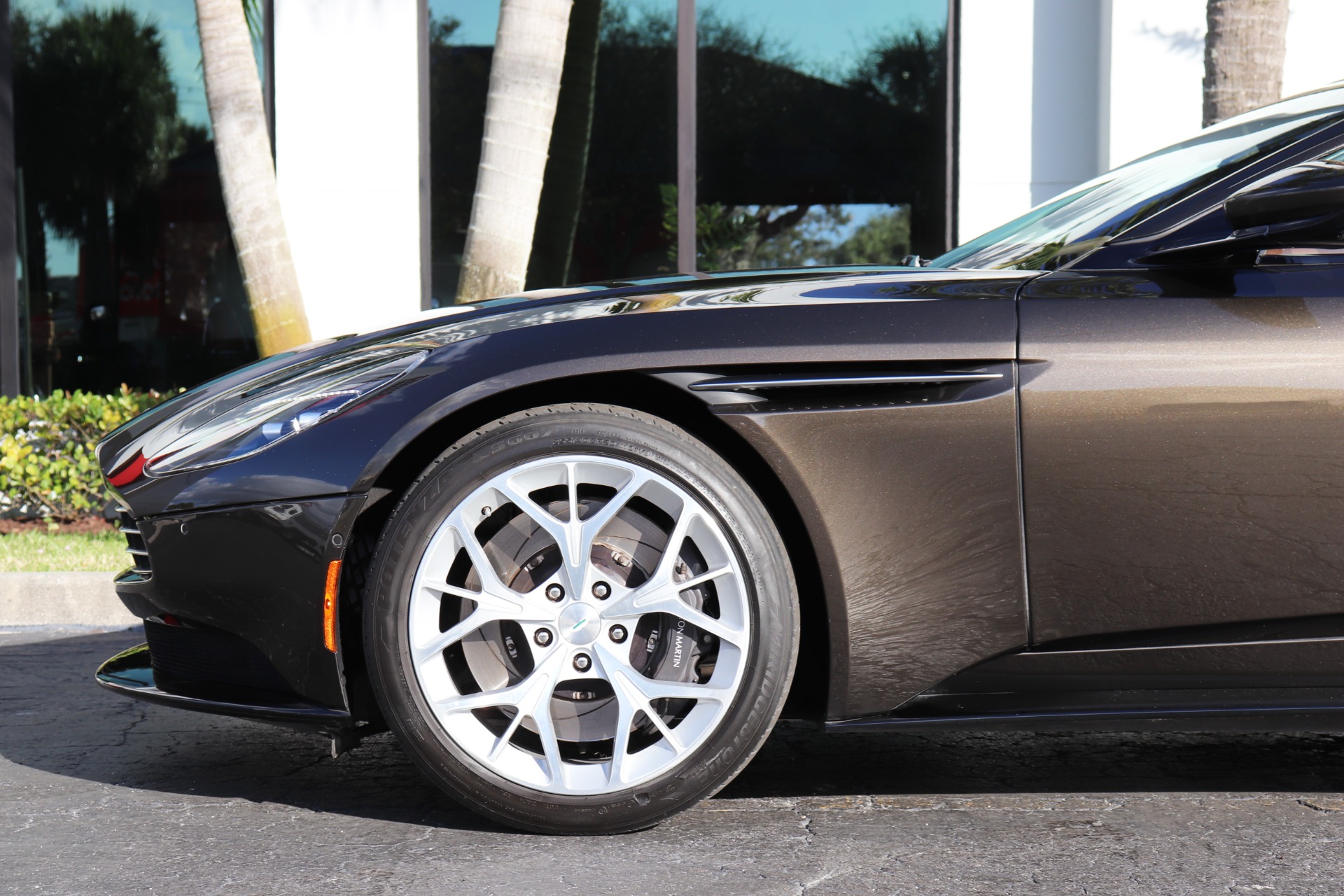 Used-2019-Aston-Martin-DB11-V8