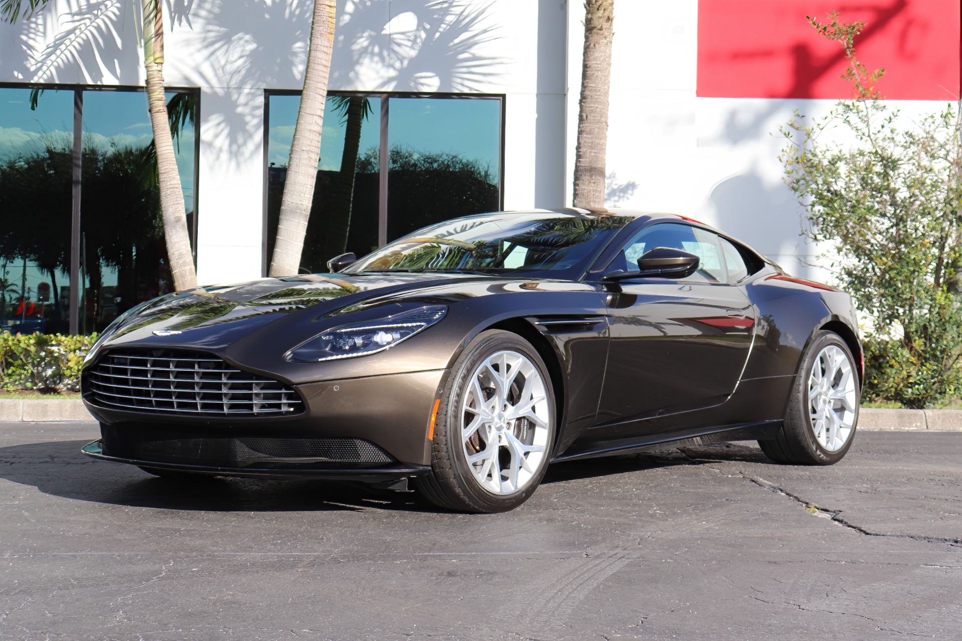 Used-2019-Aston-Martin-DB11-V8