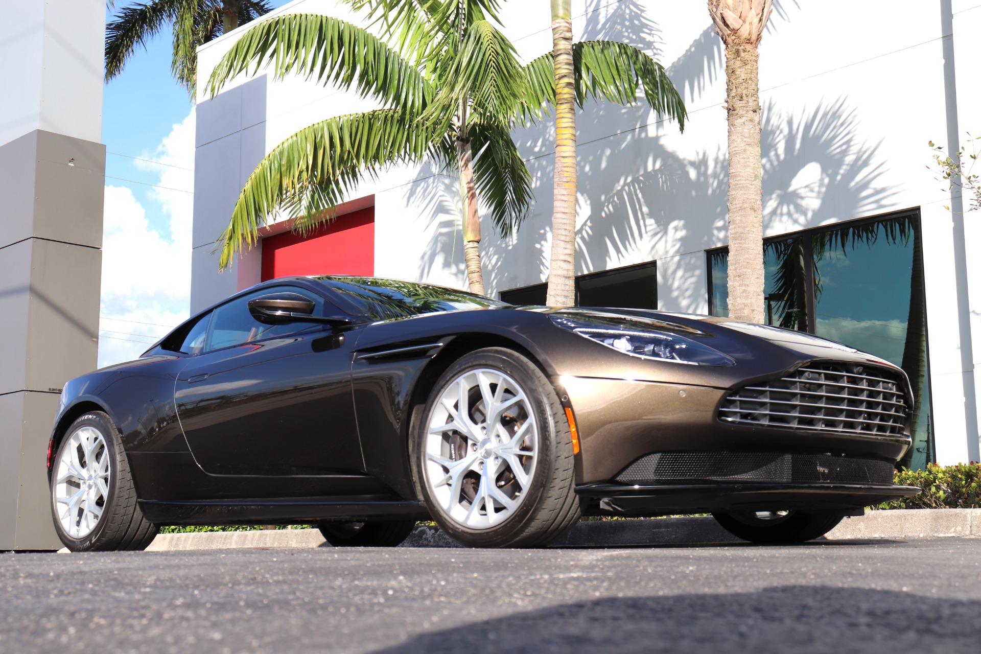 Used-2019-Aston-Martin-DB11-V8
