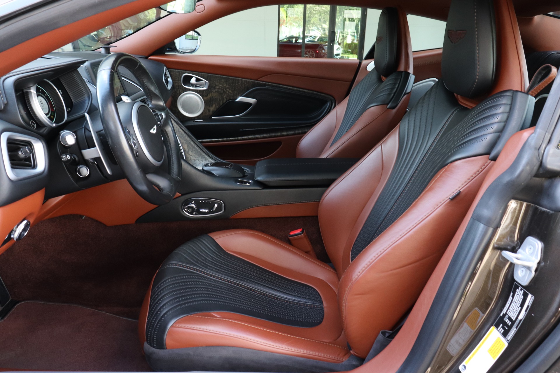 Used-2019-Aston-Martin-DB11-V8