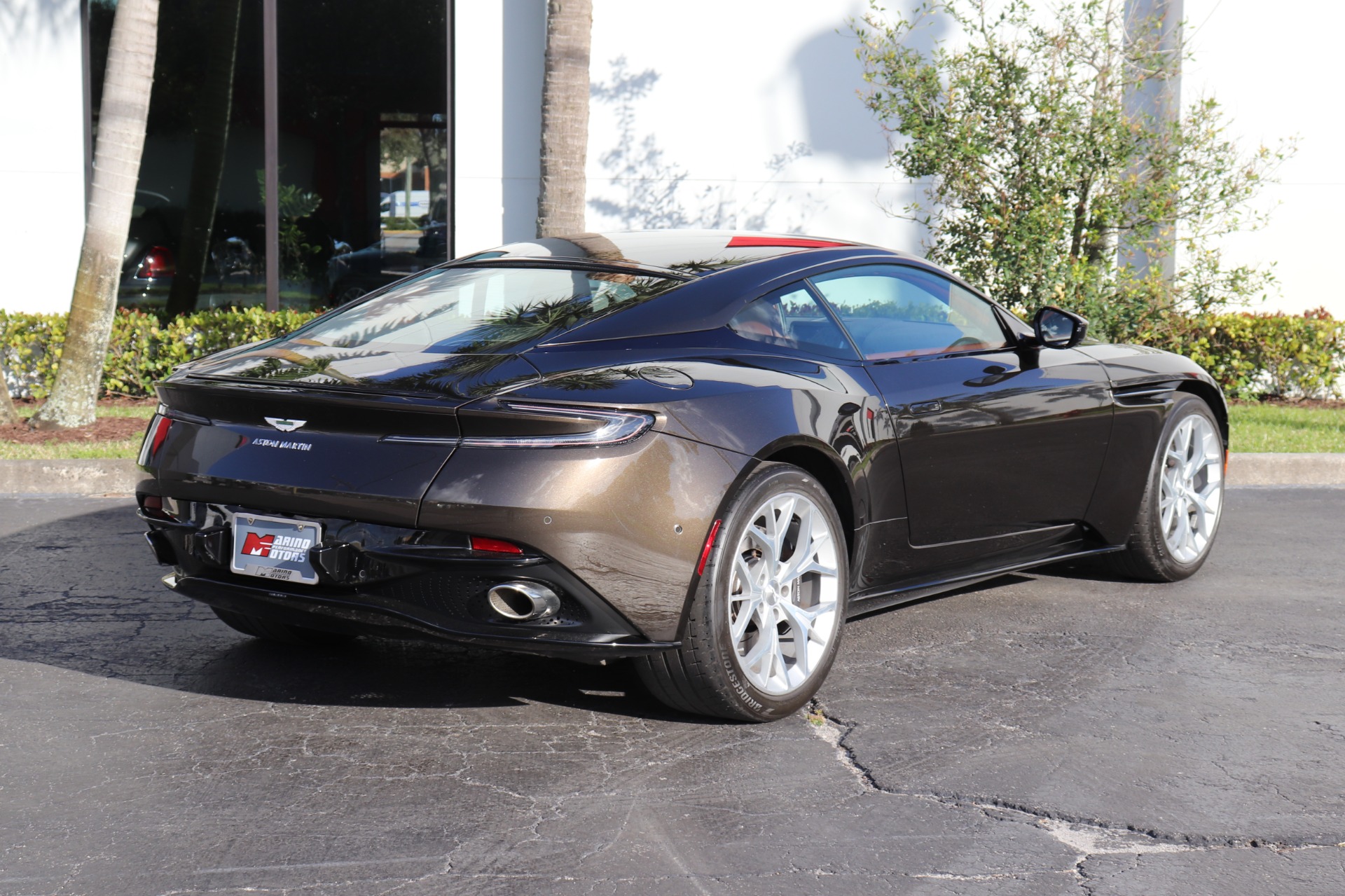 Used-2019-Aston-Martin-DB11-V8