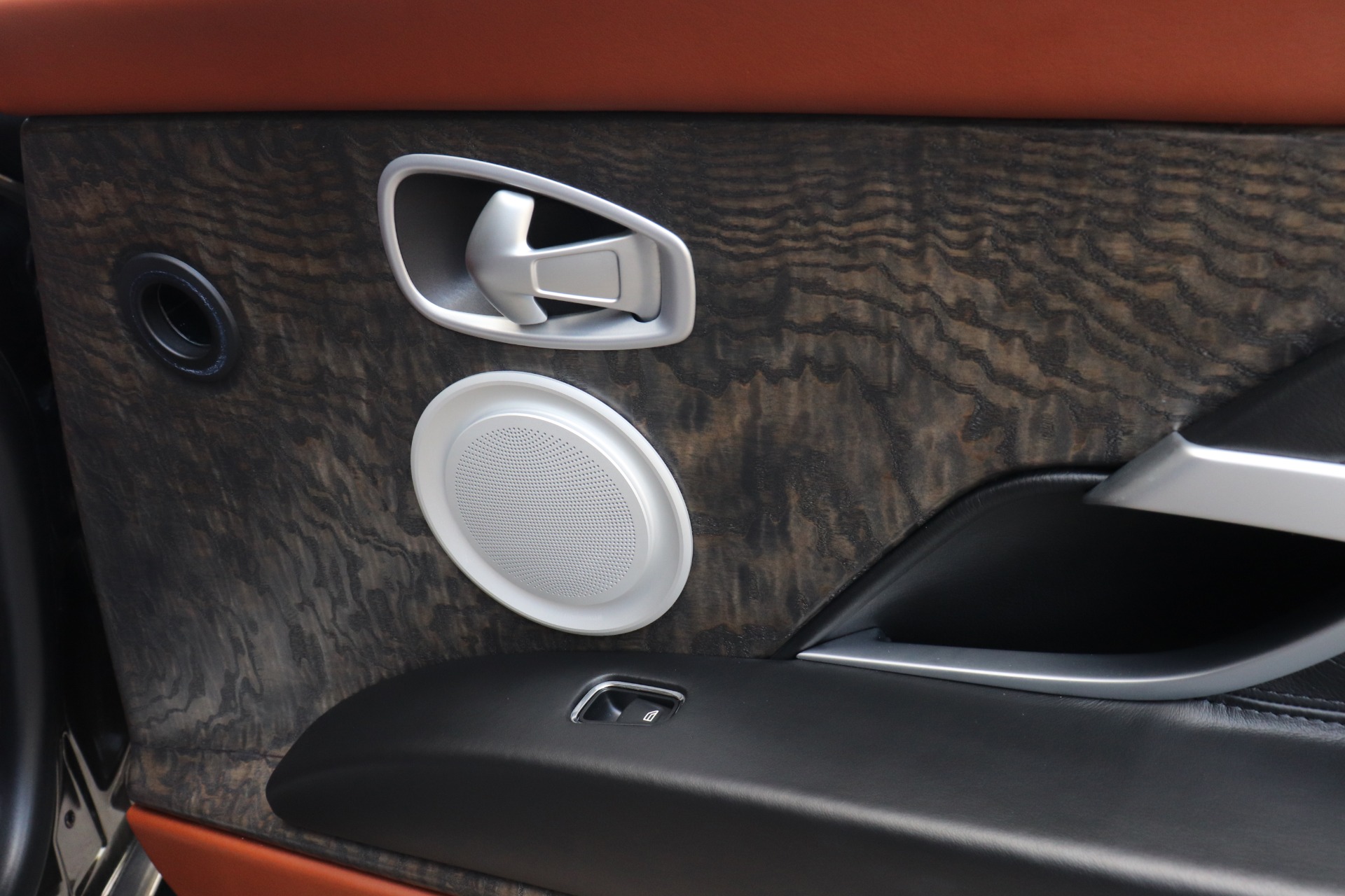 Used-2019-Aston-Martin-DB11-V8