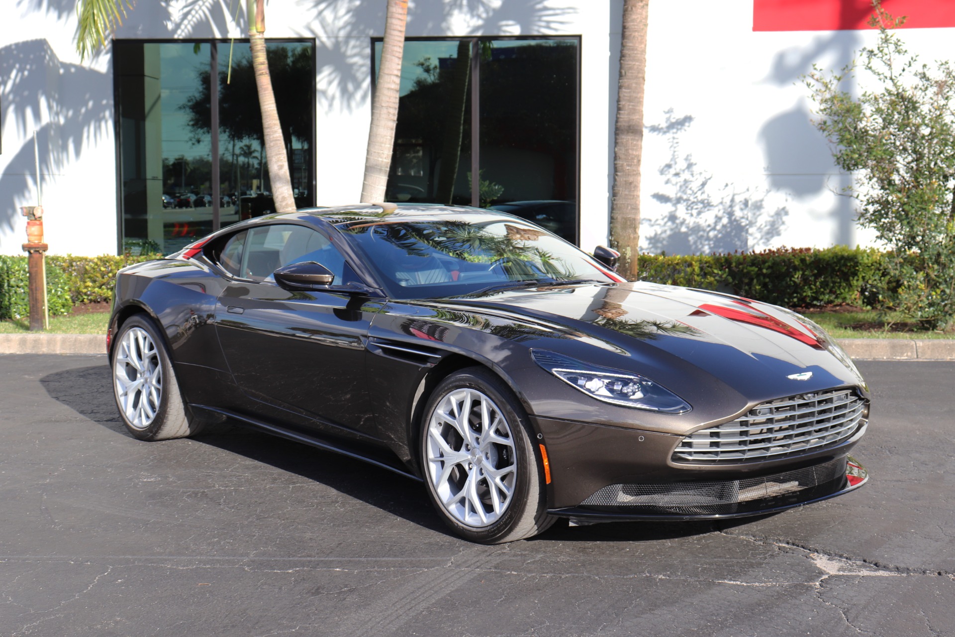 Used-2019-Aston-Martin-DB11-V8