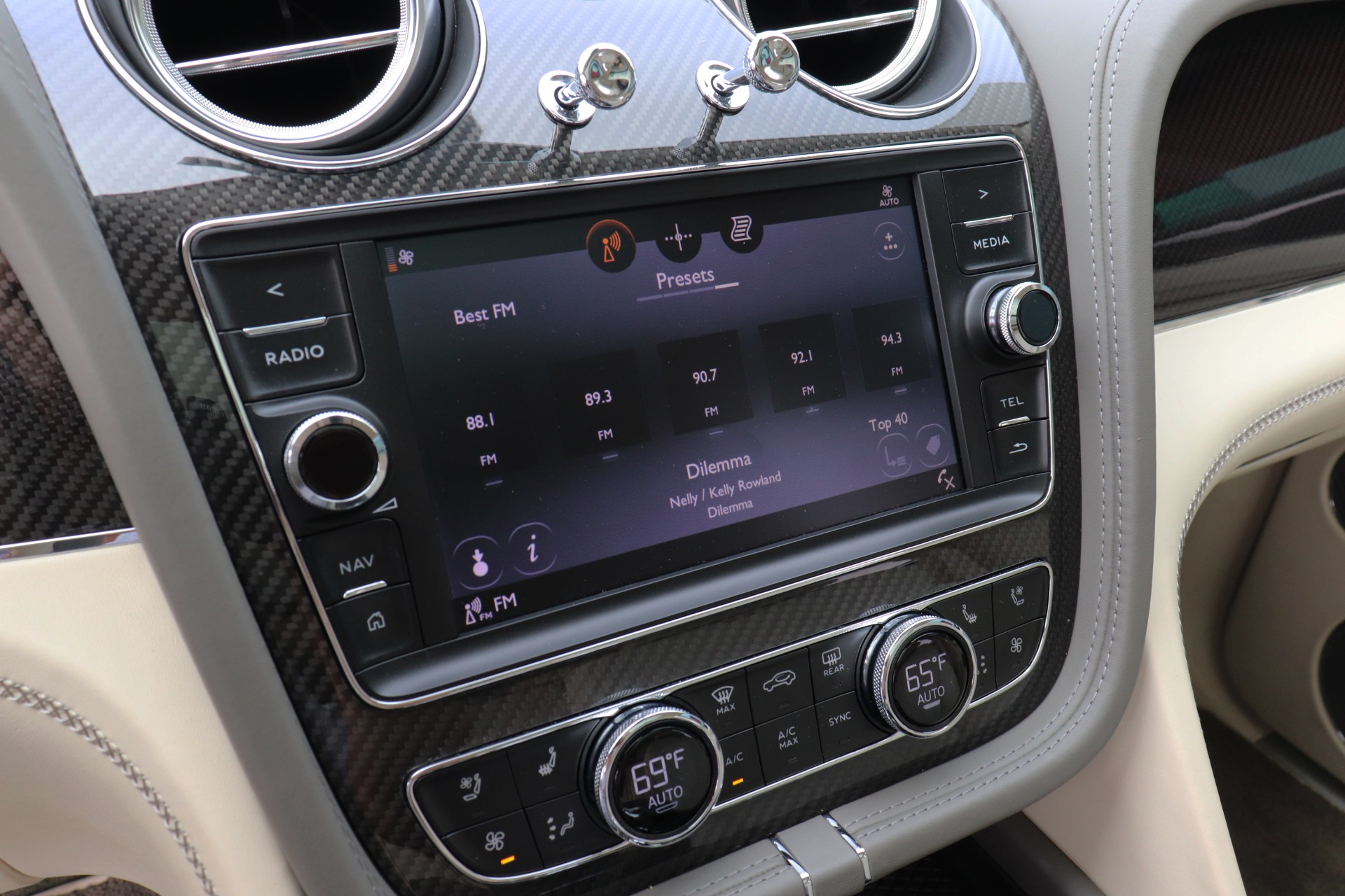 Used-2019-Bentley-Bentayga-V8