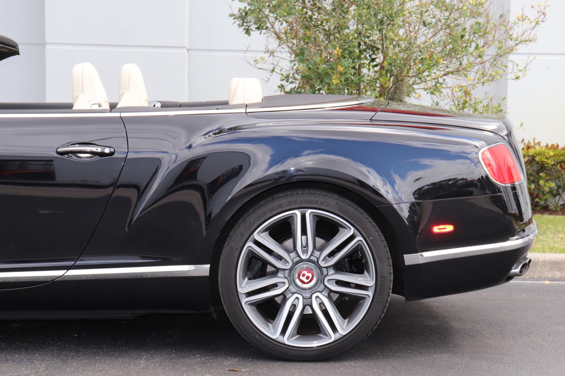 Used-2017-Bentley-Continental-GT-V8