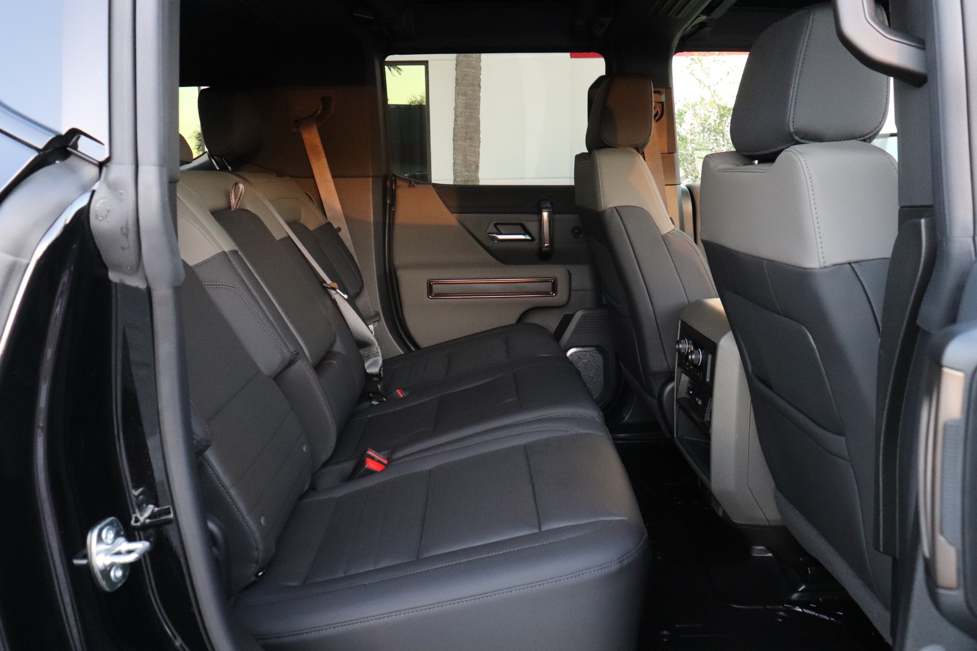 Used-2024-GMC-HUMMER-EV-2X